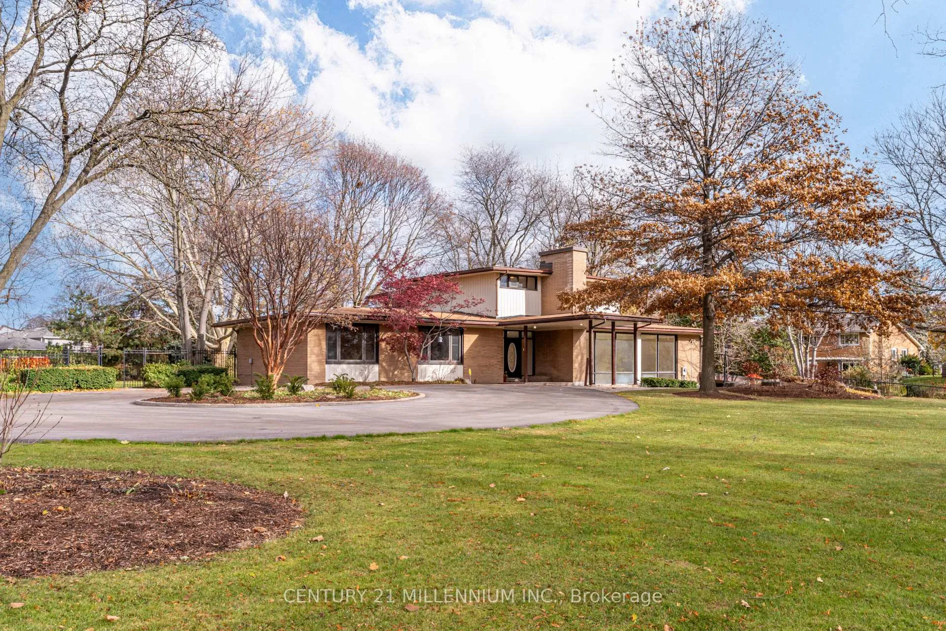 Photo 11 of 200 Main Street S, Brampton, Brampton East — HOMEH