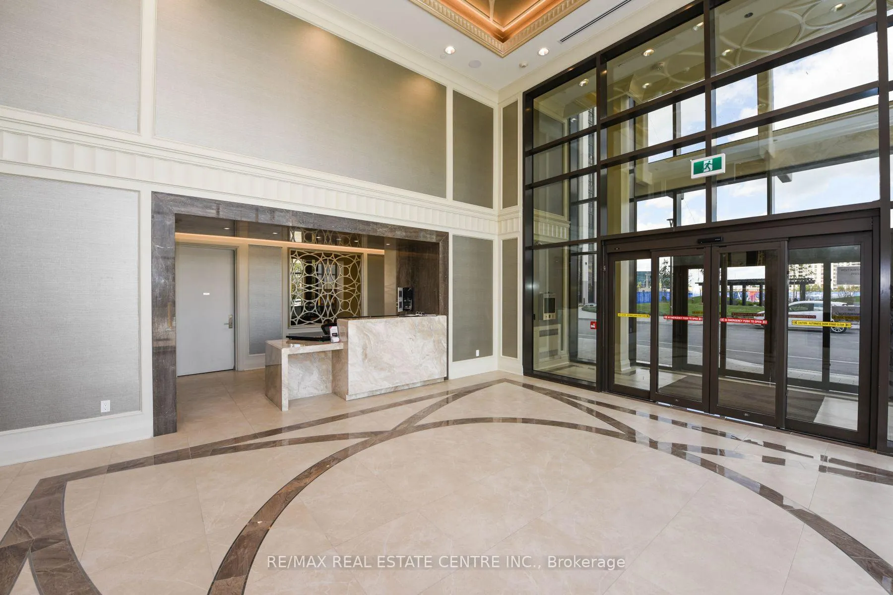 Photo 5 of Unit 508, 9075 Jane Street, Vaughan, Concord — HOMEH