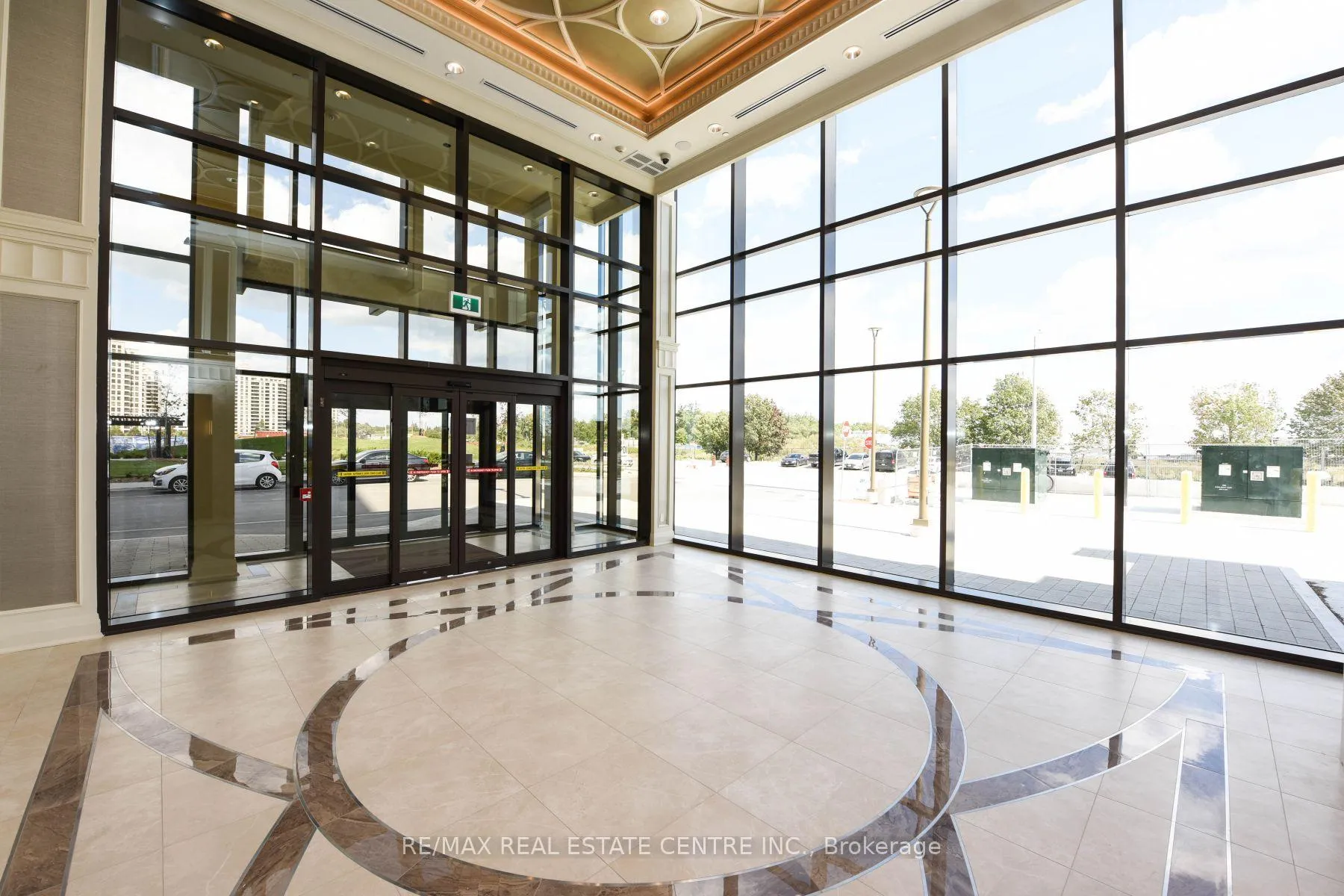 Photo 6 of Unit 508, 9075 Jane Street, Vaughan, Concord — HOMEH
