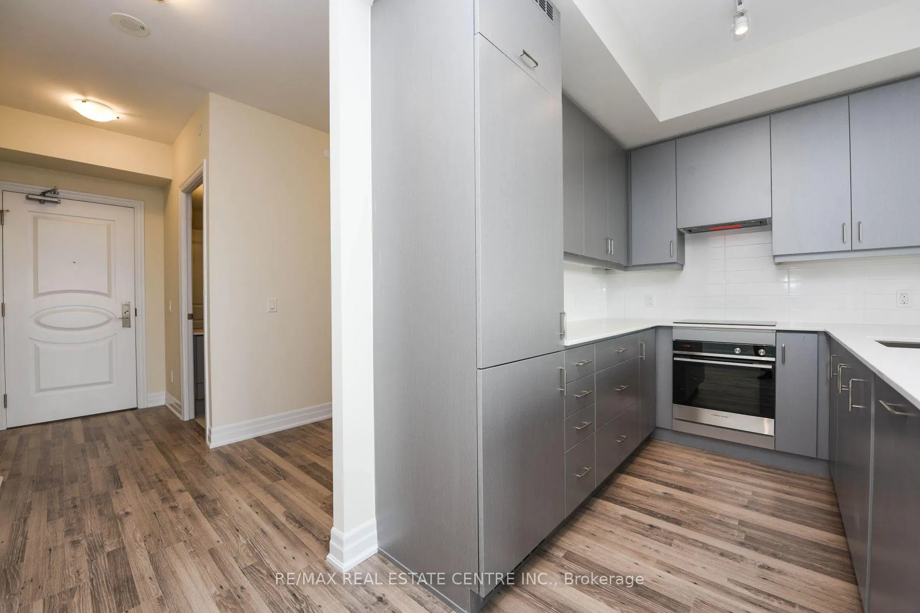 Photo 18 of Unit 508, 9075 Jane Street, Vaughan, Concord — HOMEH