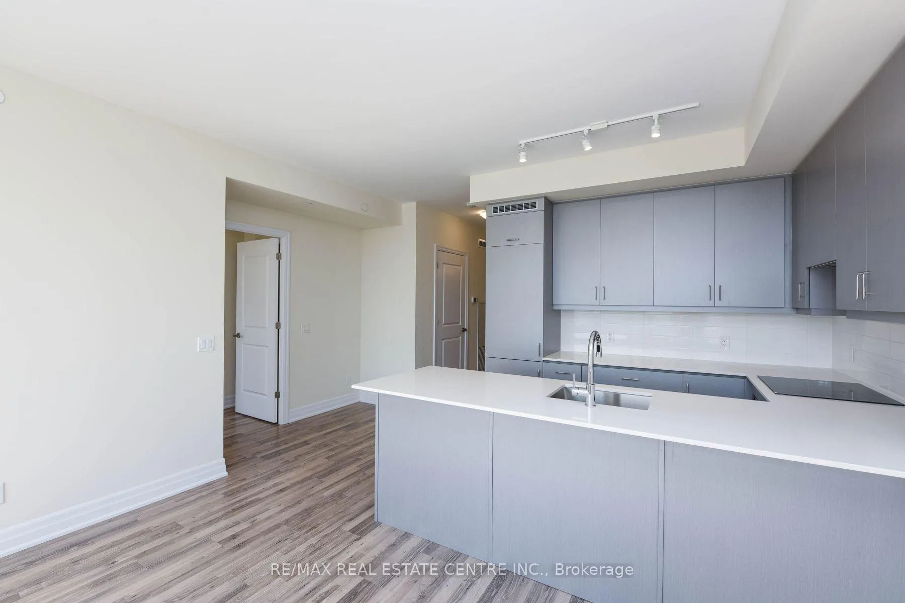 Photo 21 of Unit 508, 9075 Jane Street, Vaughan, Concord — HOMEH