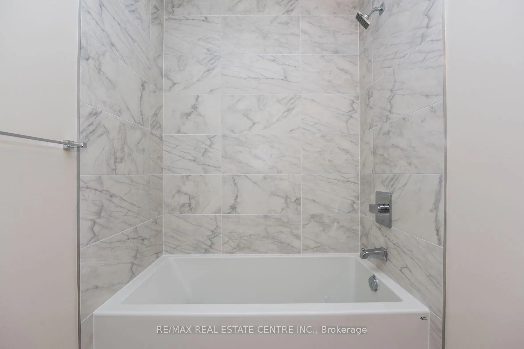 Photo 31 of Unit 508, 9075 Jane Street, Vaughan, Concord — HOMEH