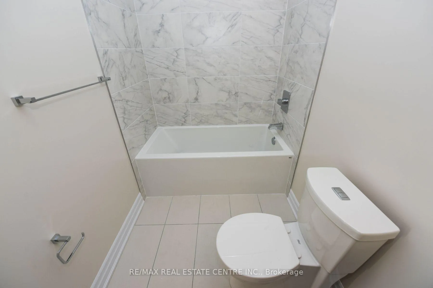 Photo 32 of Unit 508, 9075 Jane Street, Vaughan, Concord — HOMEH