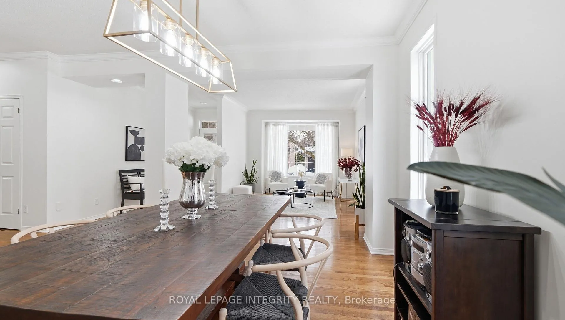 Photo 8 of 20 Farmfield Crescent, Ottawa, Kanata - Emerald Meadows/Trailwest — HOMEH