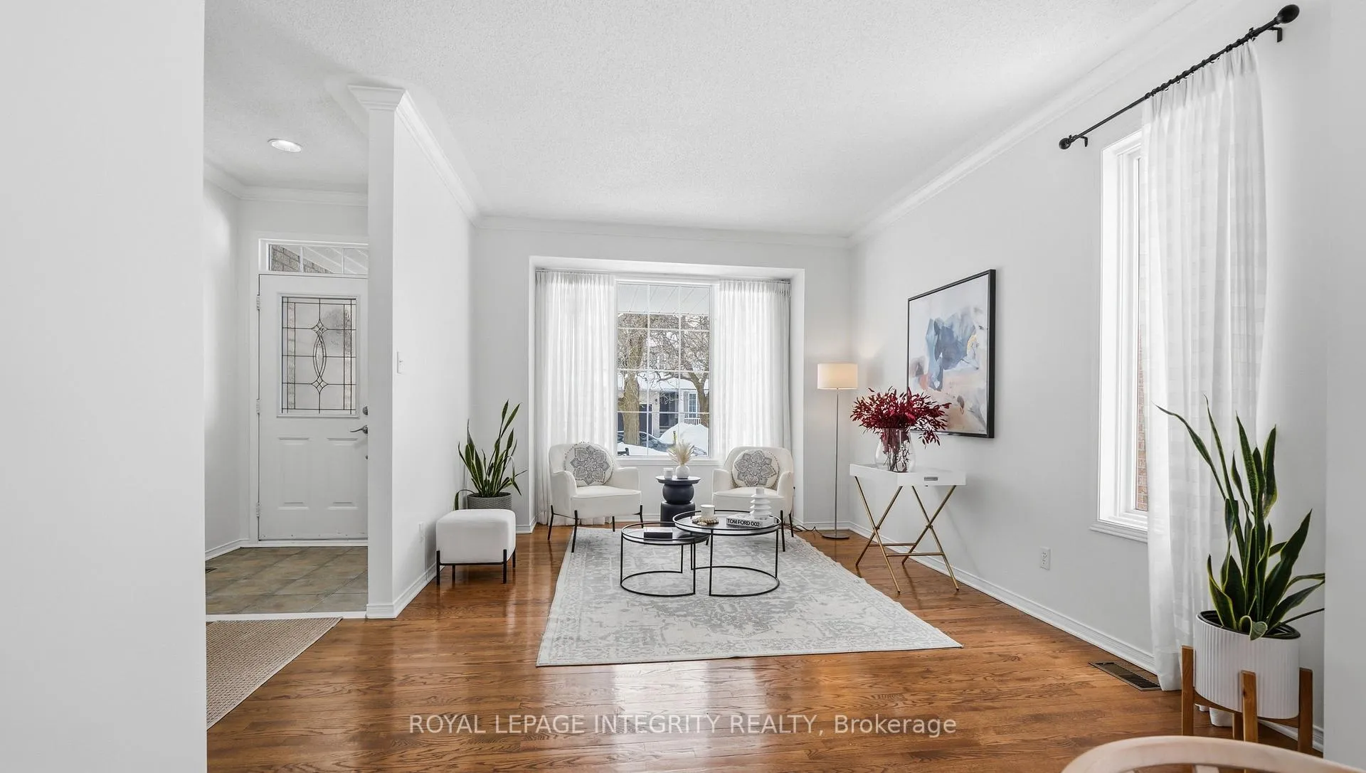 Photo 10 of 20 Farmfield Crescent, Ottawa, Kanata - Emerald Meadows/Trailwest — HOMEH