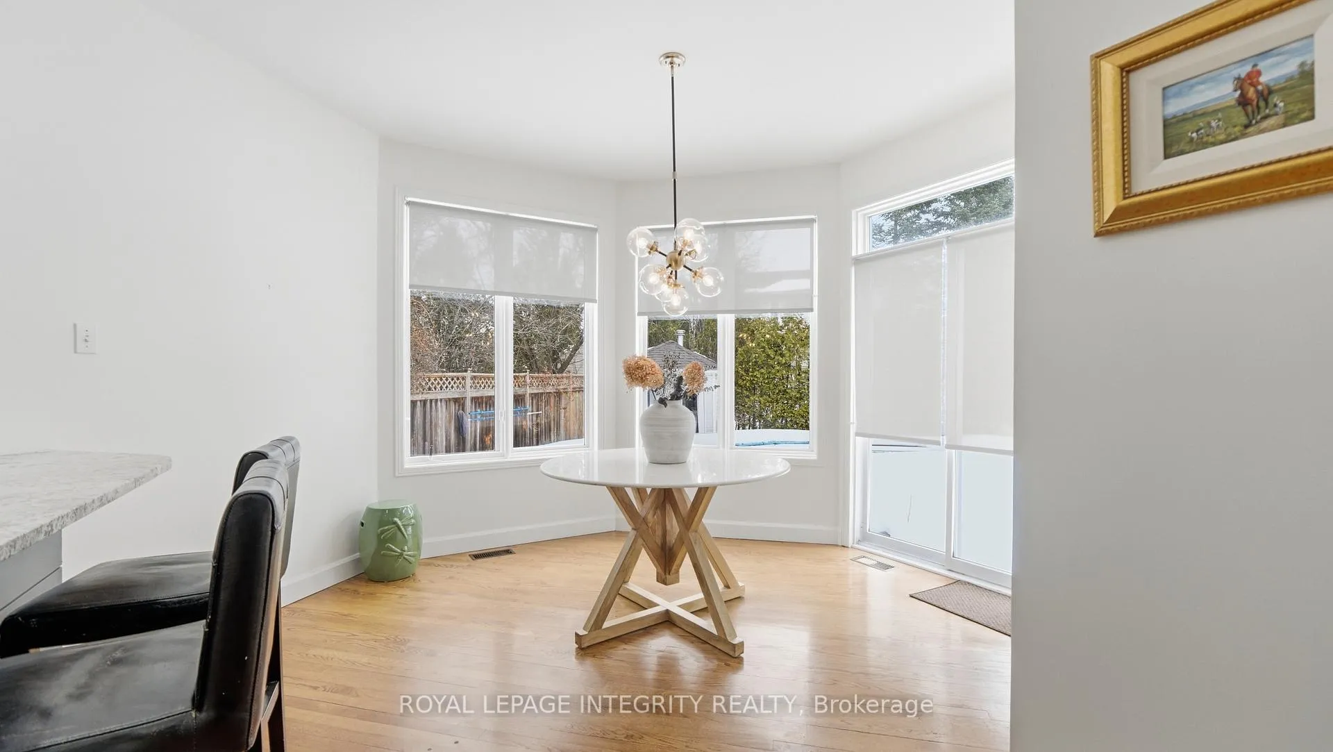 Photo 18 of 20 Farmfield Crescent, Ottawa, Kanata - Emerald Meadows/Trailwest — HOMEH