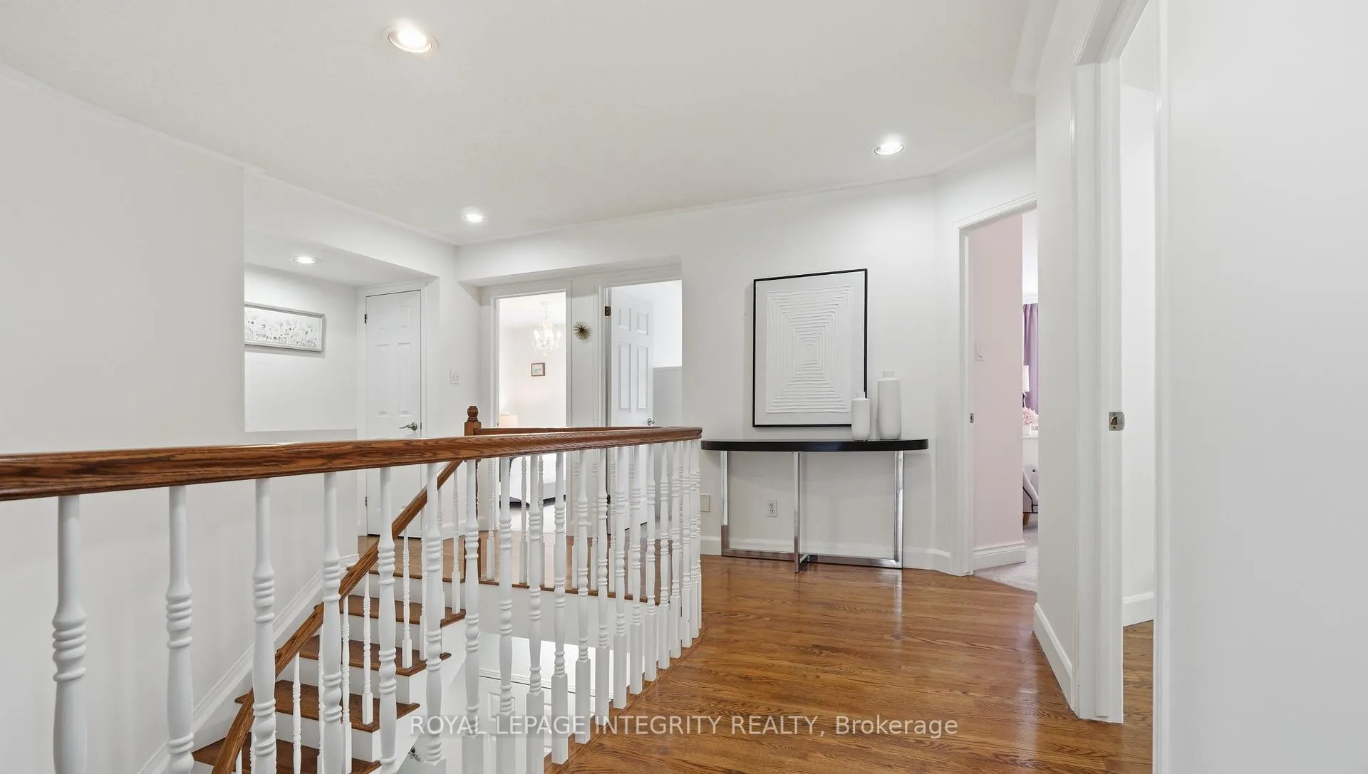 Photo 29 of 20 Farmfield Crescent, Ottawa, Kanata - Emerald Meadows/Trailwest — HOMEH