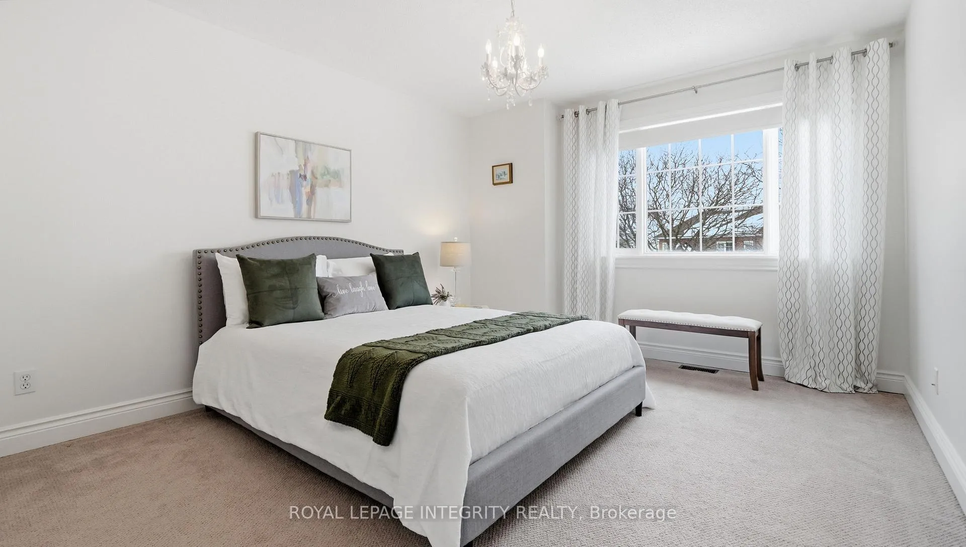Photo 32 of 20 Farmfield Crescent, Ottawa, Kanata - Emerald Meadows/Trailwest — HOMEH