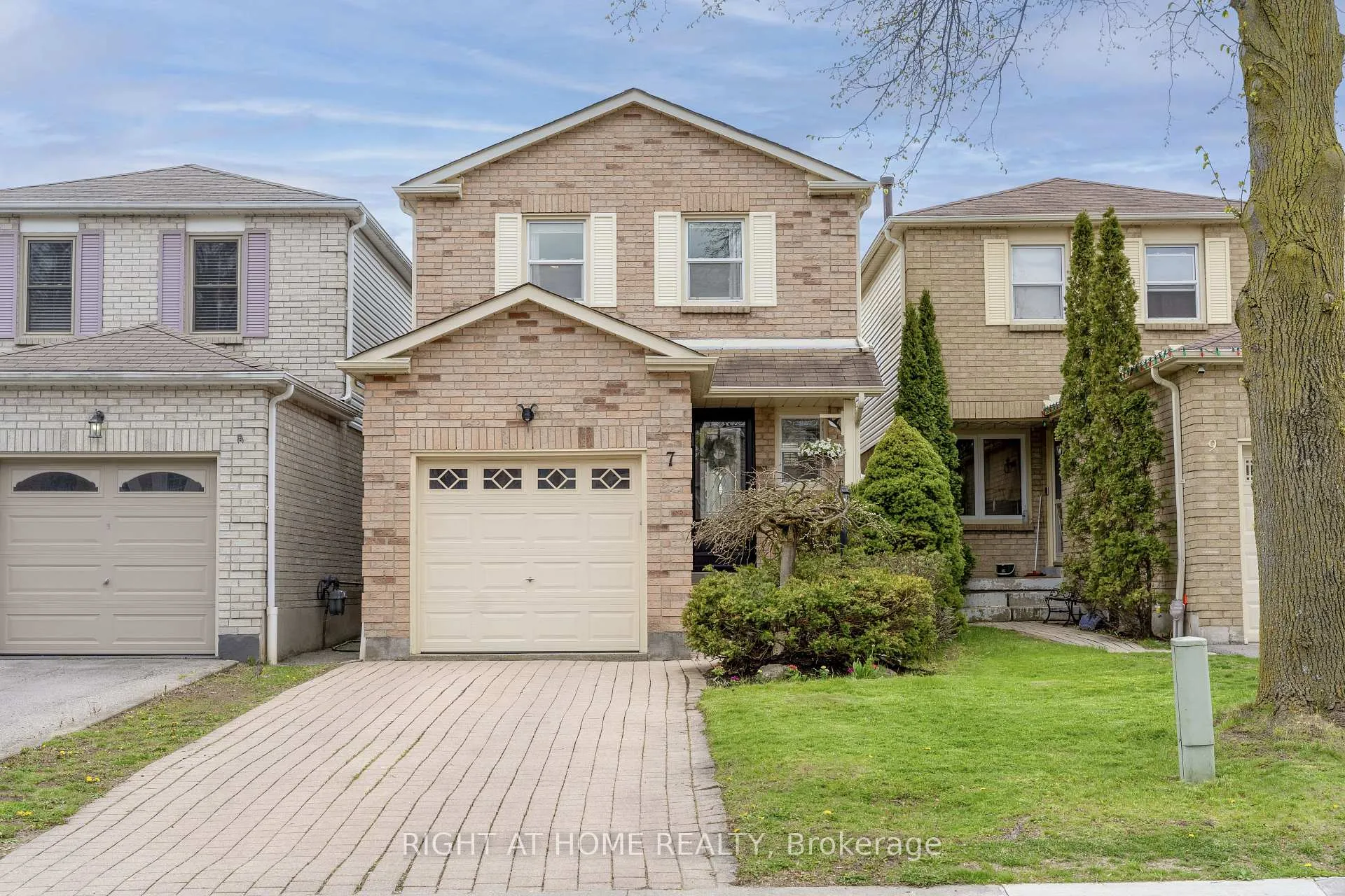 Photo 1 of 7 Drew Court, Whitby, Pringle Creek — HOMEH