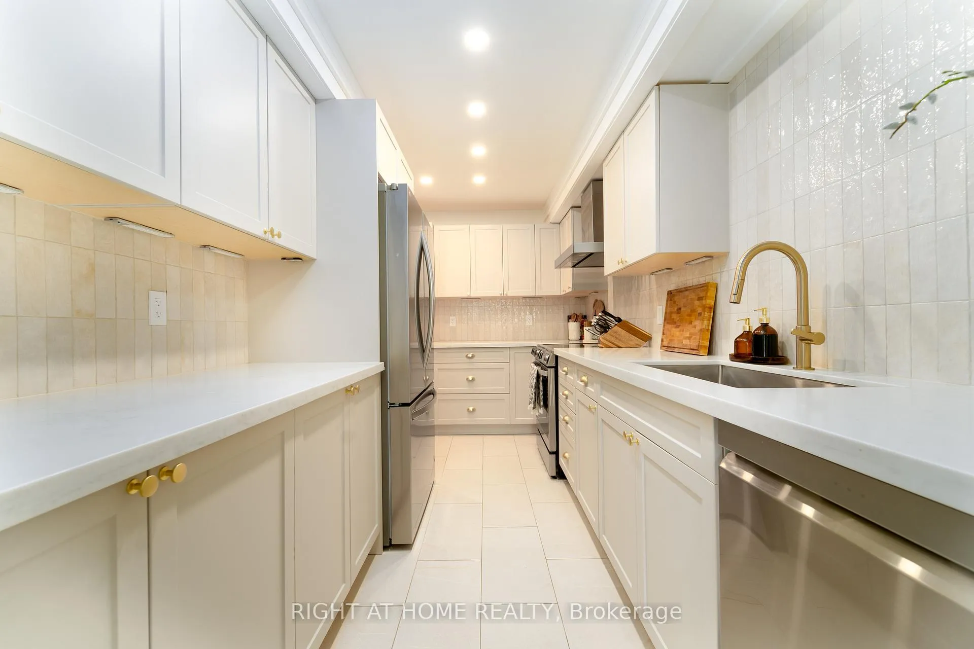 Photo 5 of 7 Drew Court, Whitby, Pringle Creek — HOMEH