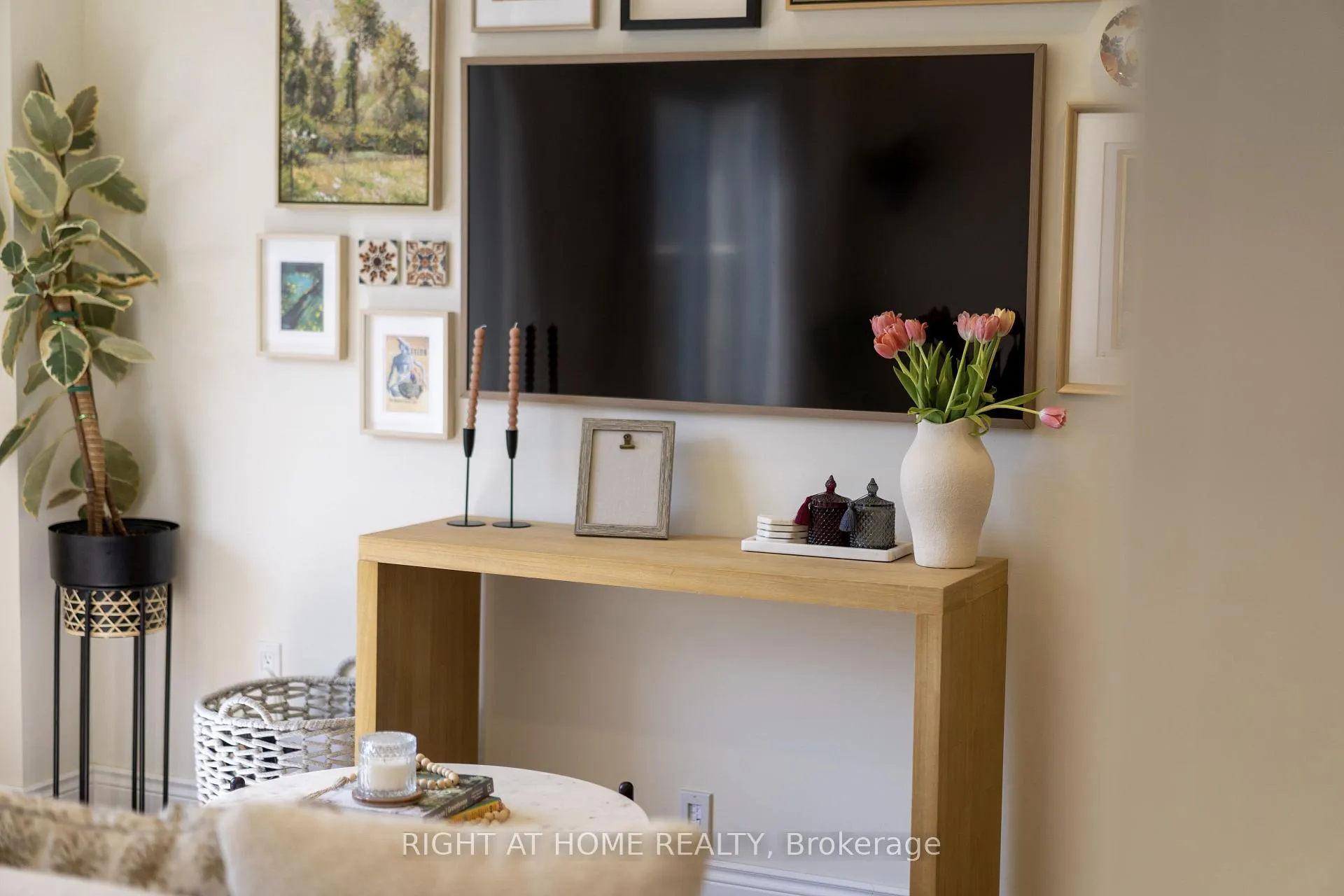 Photo 11 of 7 Drew Court, Whitby, Pringle Creek — HOMEH