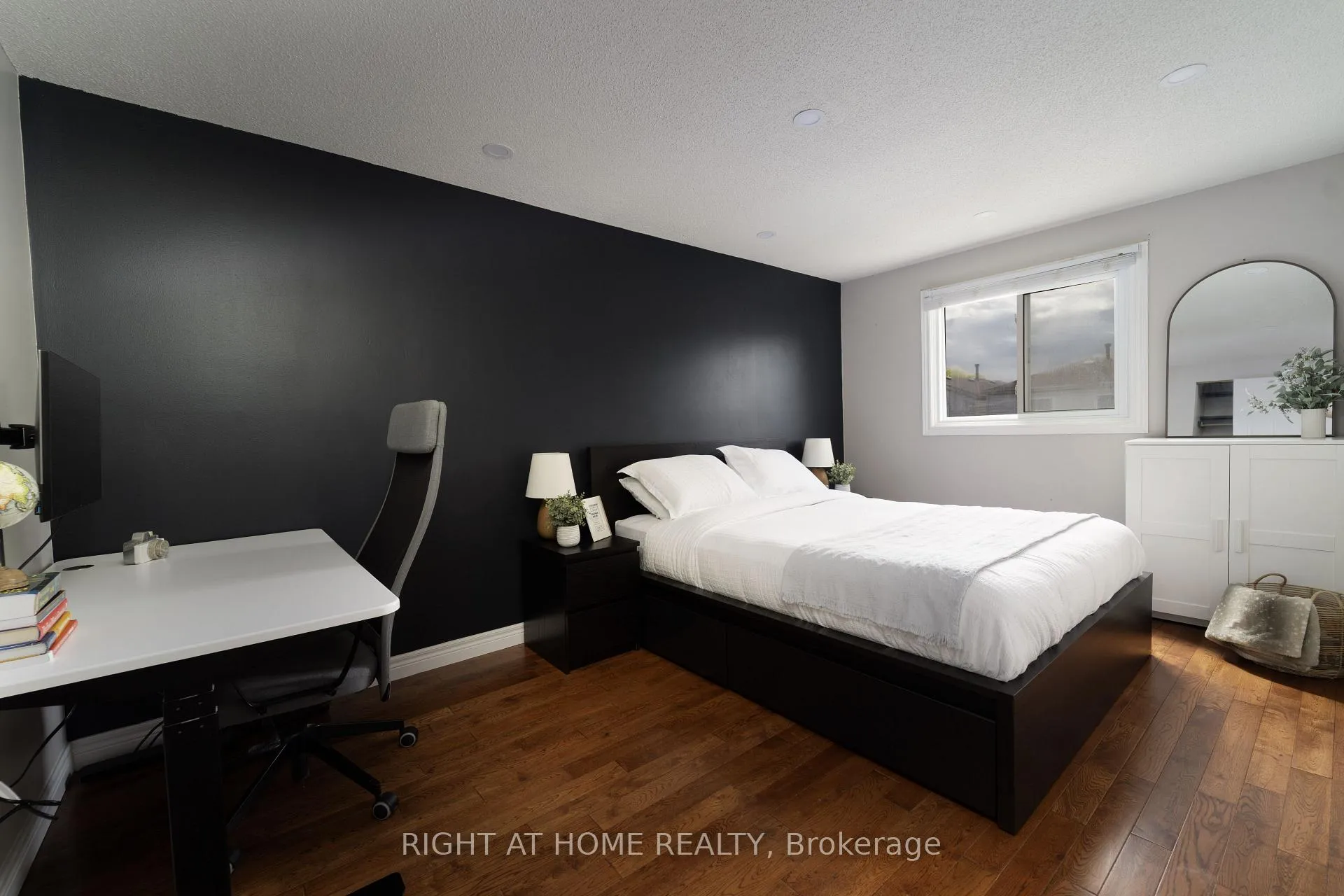 Photo 16 of 7 Drew Court, Whitby, Pringle Creek — HOMEH