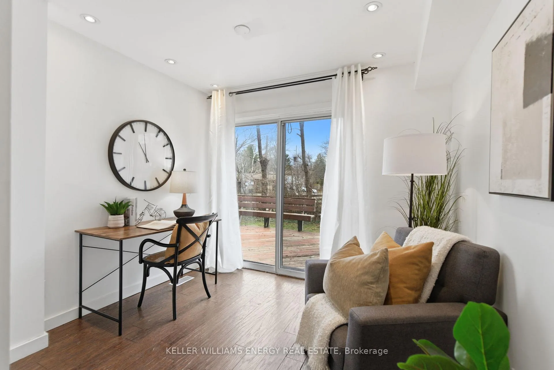Photo 6 of 20 Ravenview Drive, Scarborough, West Hill — HOMEH