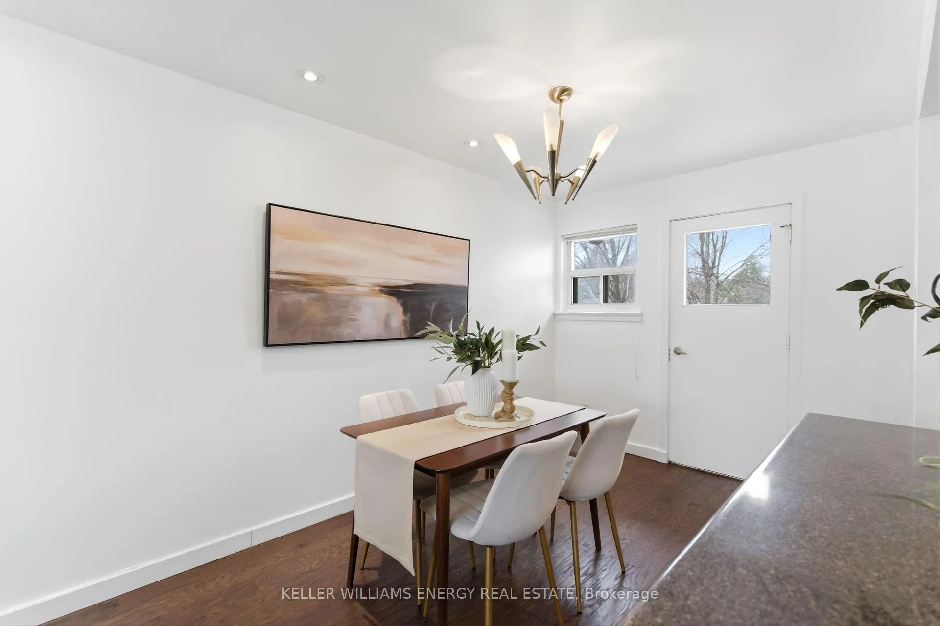 Photo 17 of 20 Ravenview Drive, Scarborough, West Hill — HOMEH