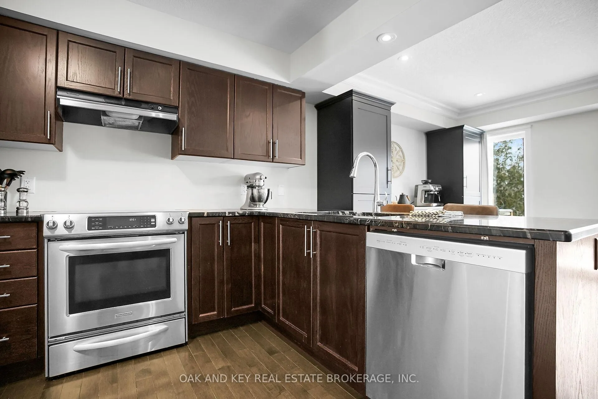 Photo 6 of Unit 8, 55 Harrison Street, Stratford — HOMEH