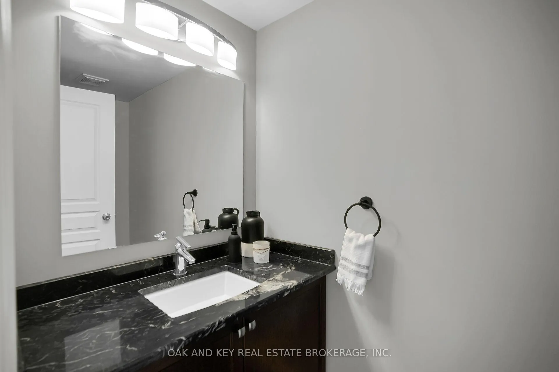 Photo 15 of Unit 8, 55 Harrison Street, Stratford — HOMEH