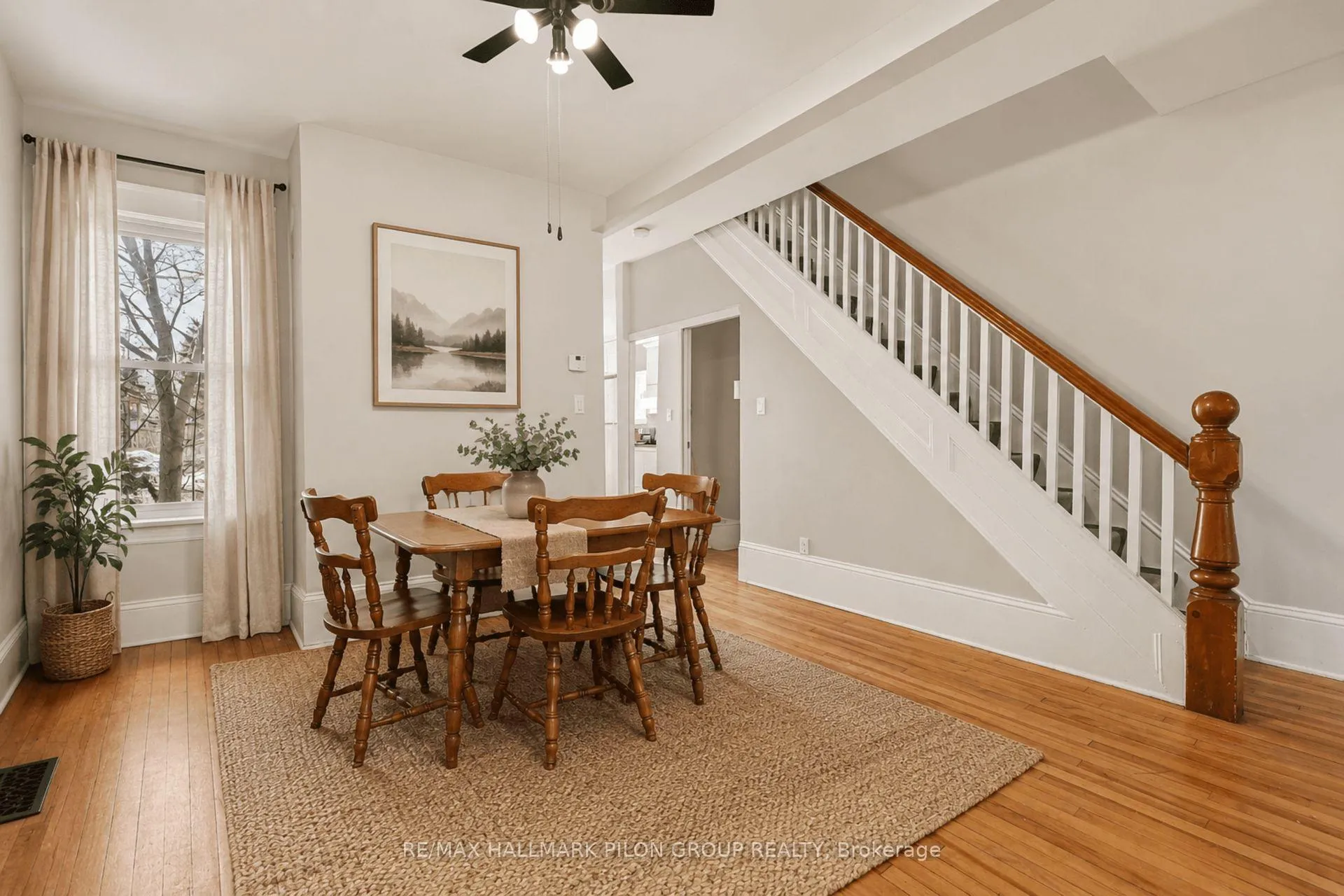 Photo 4 of 132 Beausoleil Drive, Ottawa, Lower Town — HOMEH