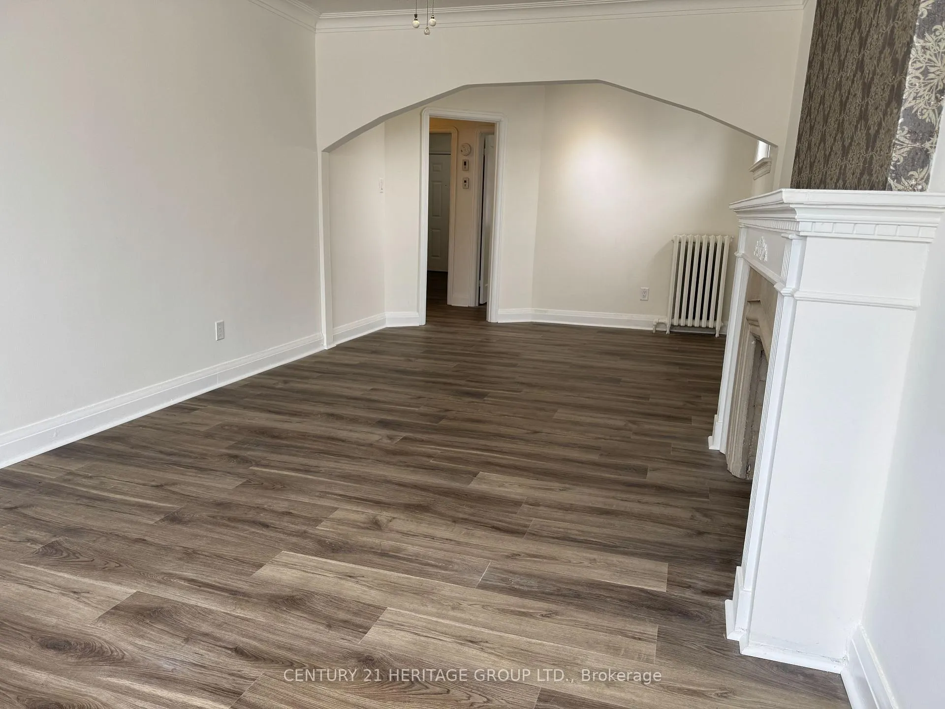Photo 4 of 24 Hutton Avenue, Toronto, East York — HOMEH
