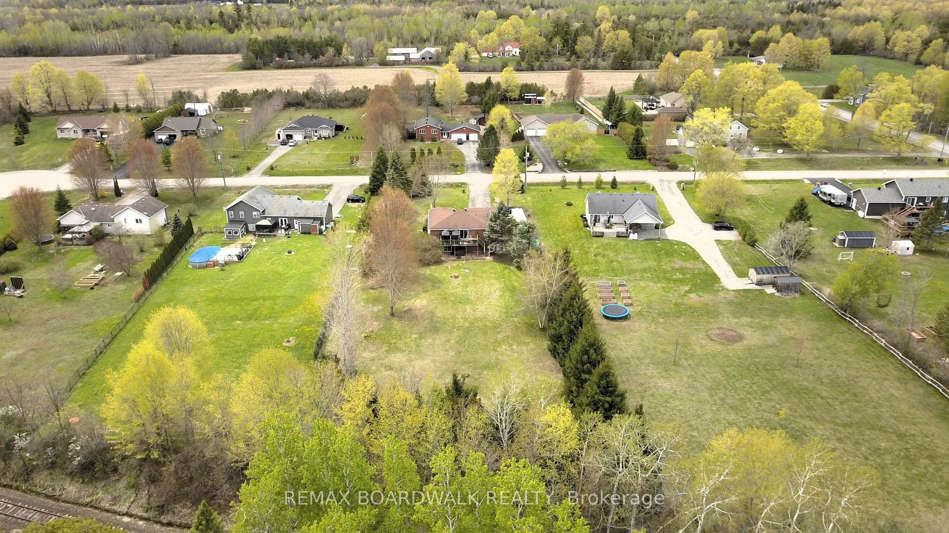 Photo 6 of 7 Meadowview Drive, North Grenville, North Grenville Twp (Kemptville South) — HOMEH