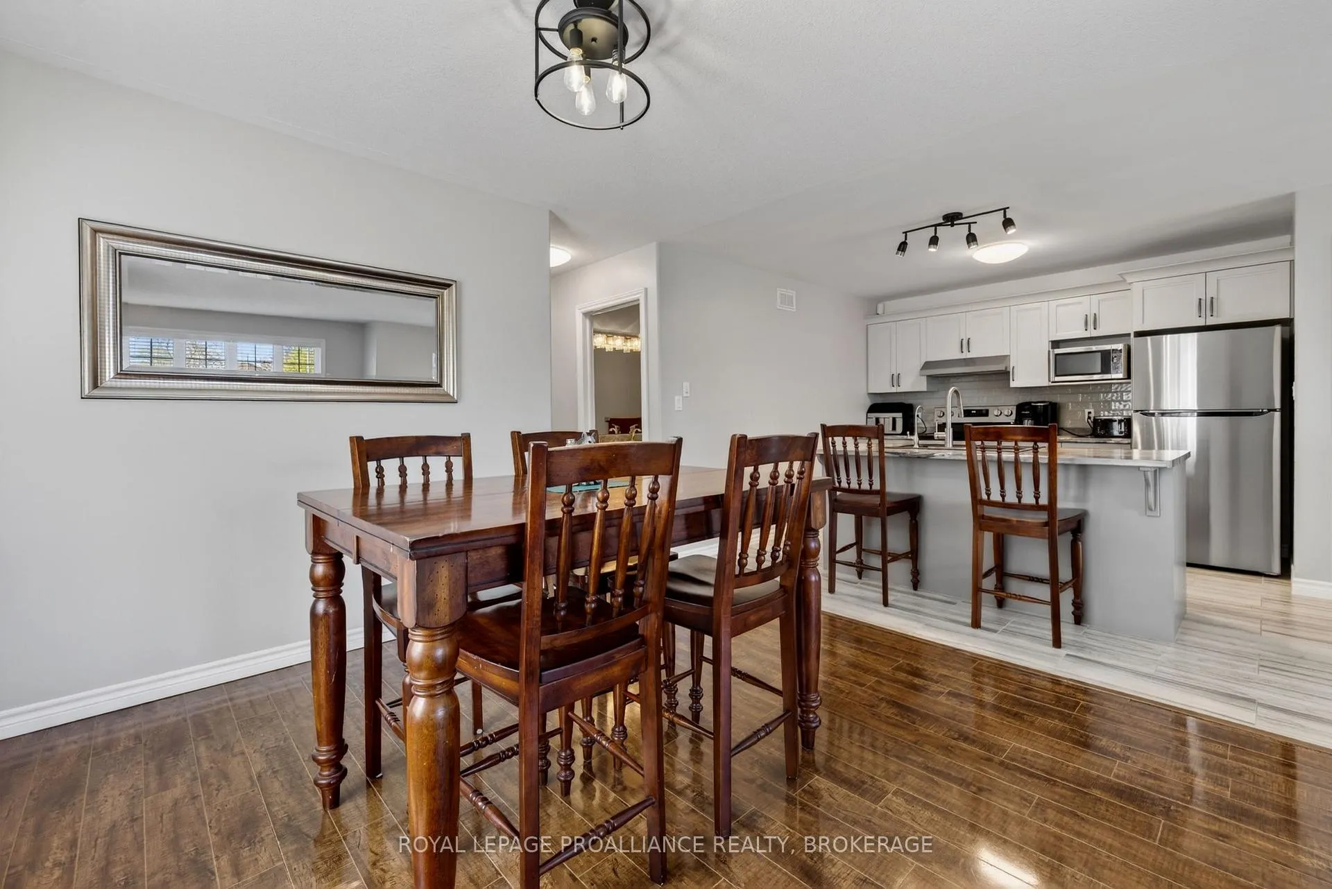 Photo 19 of 182 Briceland Street, Kingston, Rideau — HOMEH