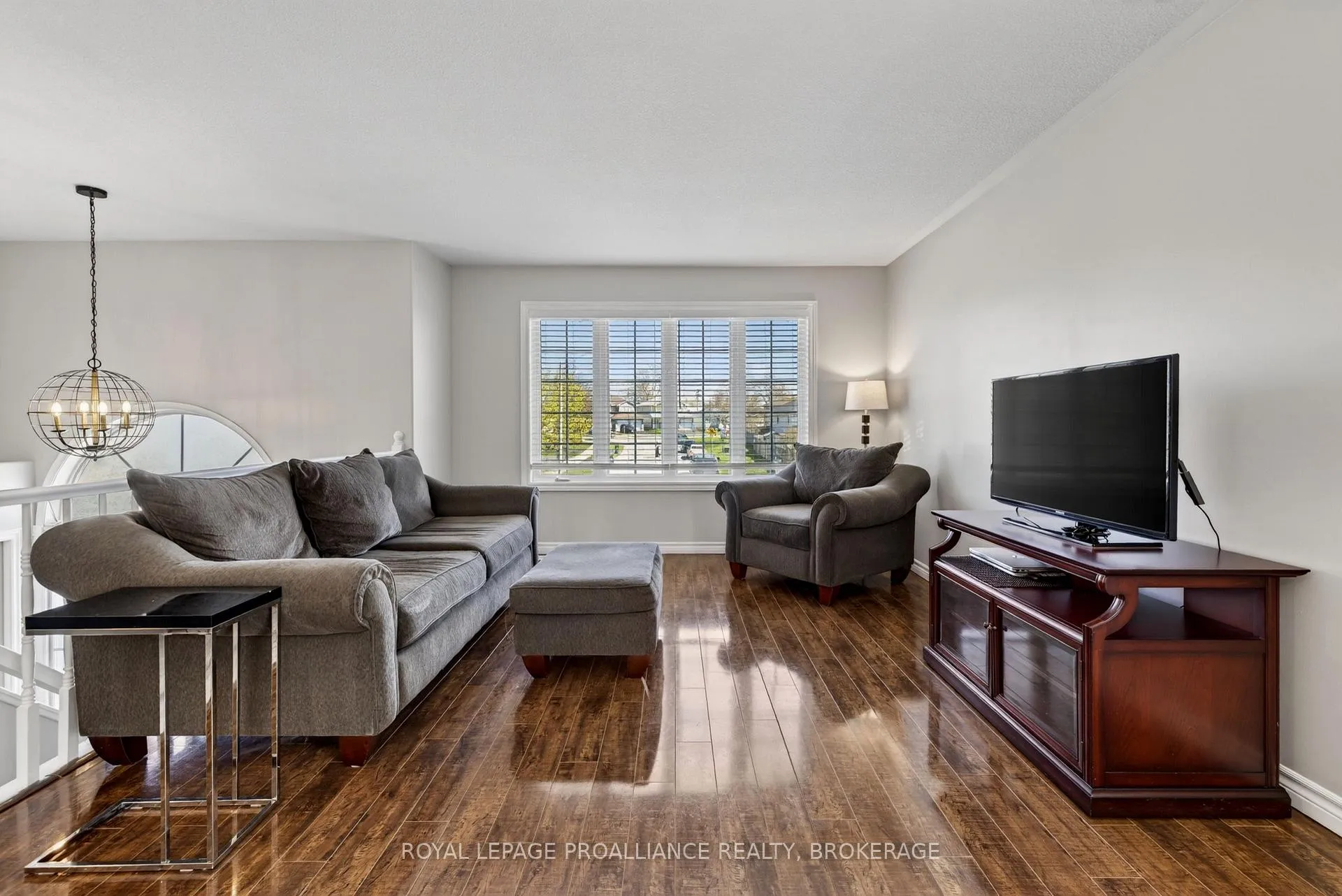 Photo 20 of 182 Briceland Street, Kingston, Rideau — HOMEH