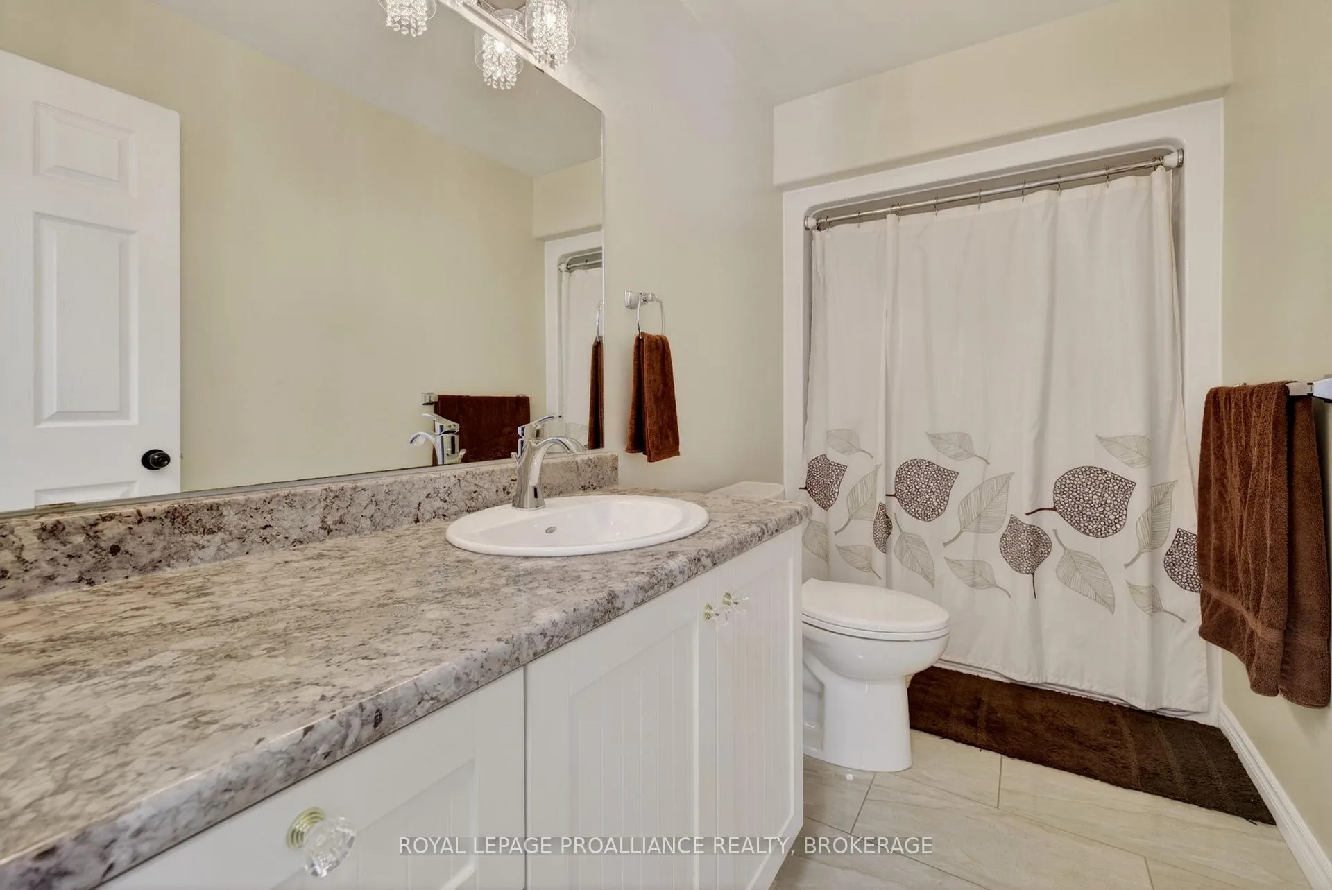 Photo 25 of 182 Briceland Street, Kingston, Rideau — HOMEH