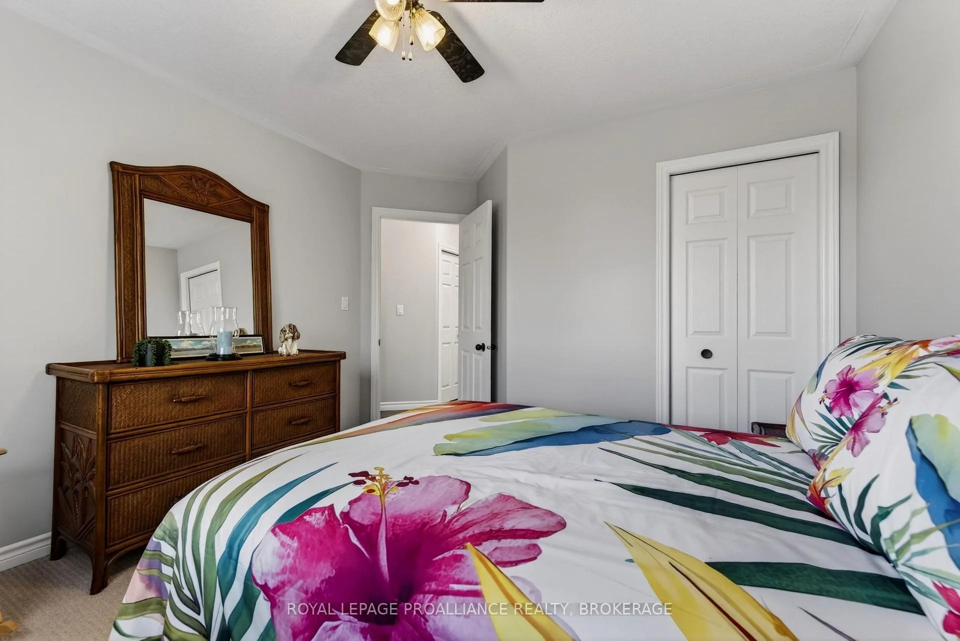 Photo 30 of 182 Briceland Street, Kingston, Rideau — HOMEH