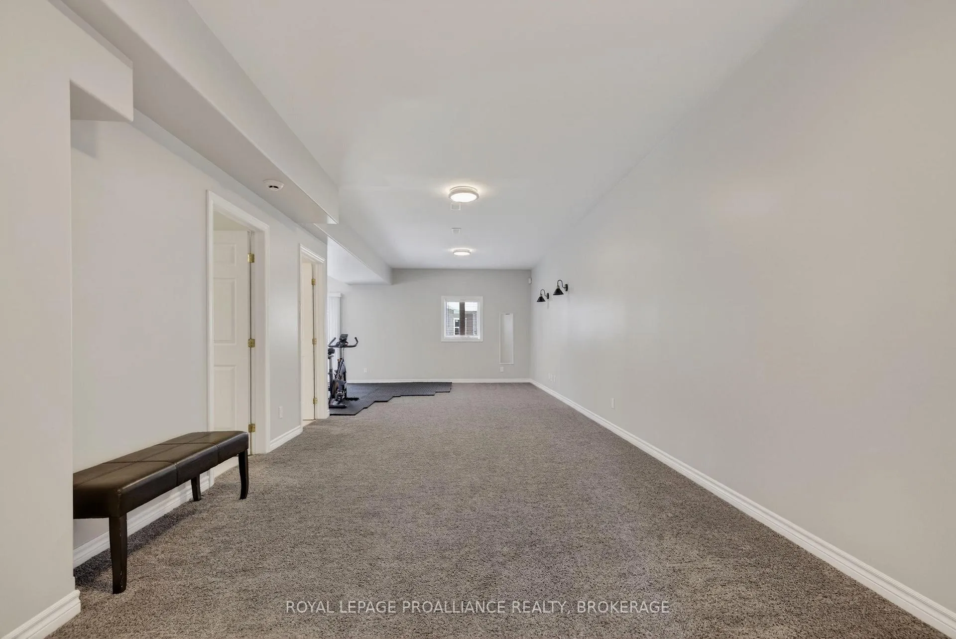 Photo 34 of 182 Briceland Street, Kingston, Rideau — HOMEH