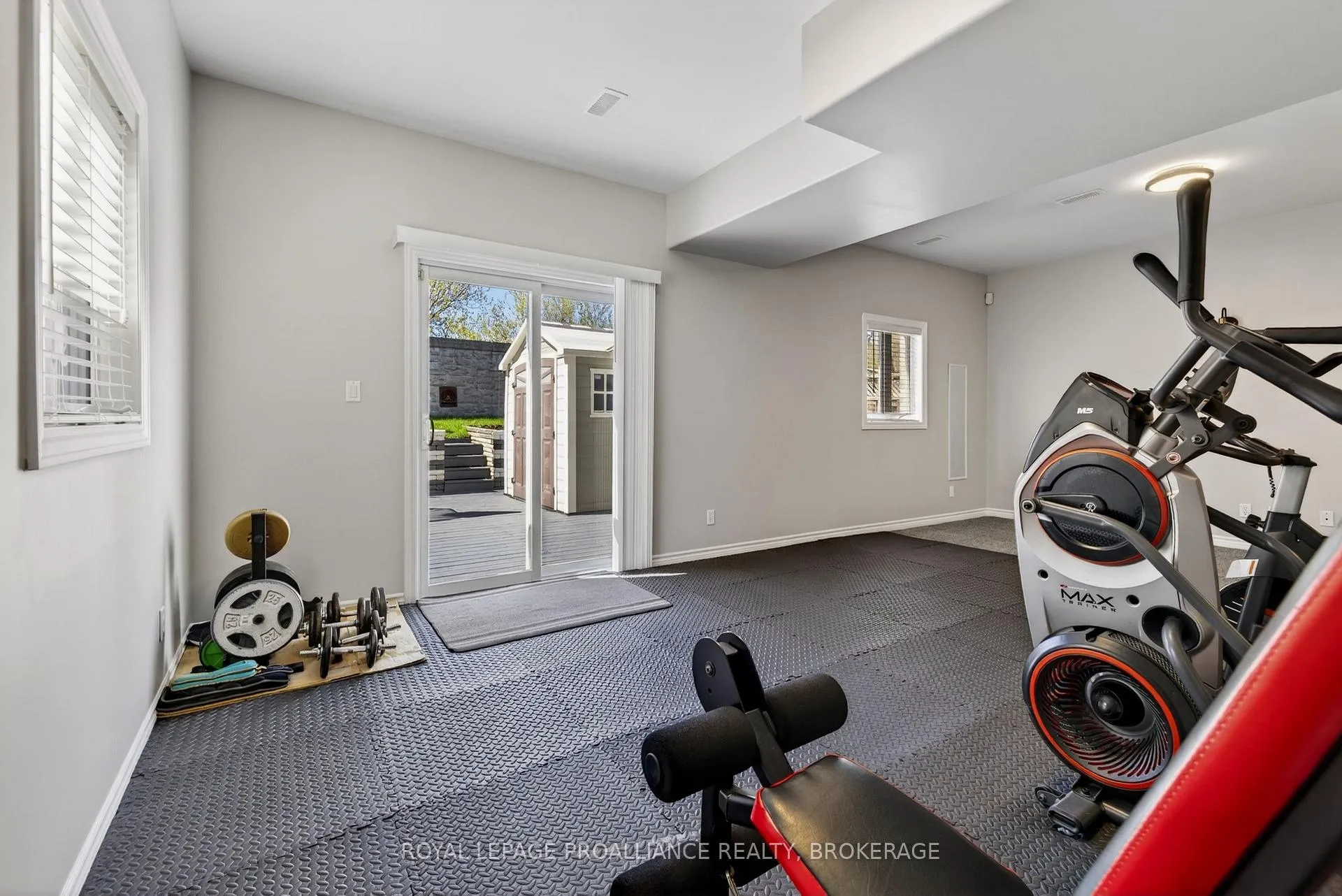 Photo 38 of 182 Briceland Street, Kingston, Rideau — HOMEH