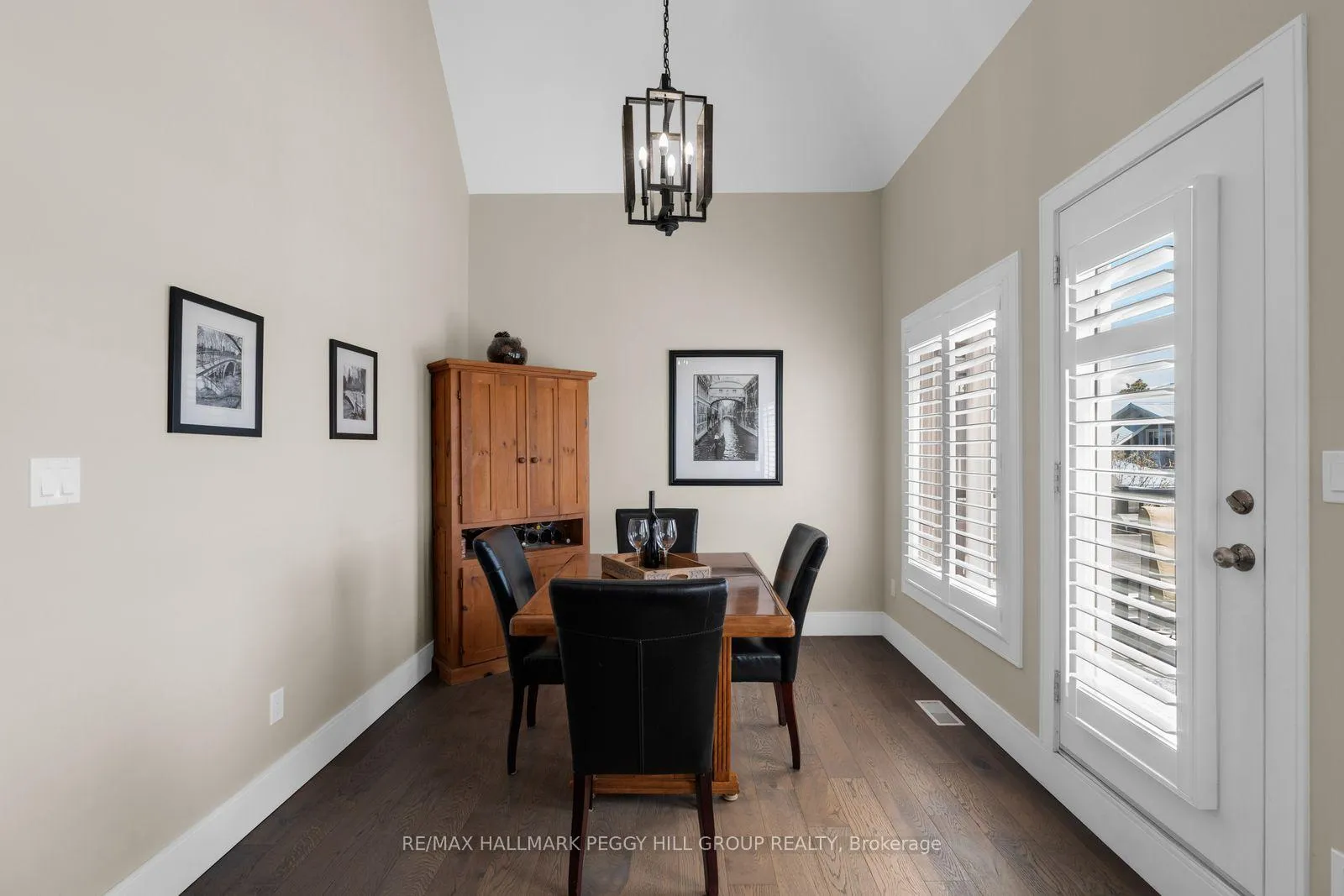 Photo 7 of Unit 21, 10 Invermara Court, Orillia — HOMEH