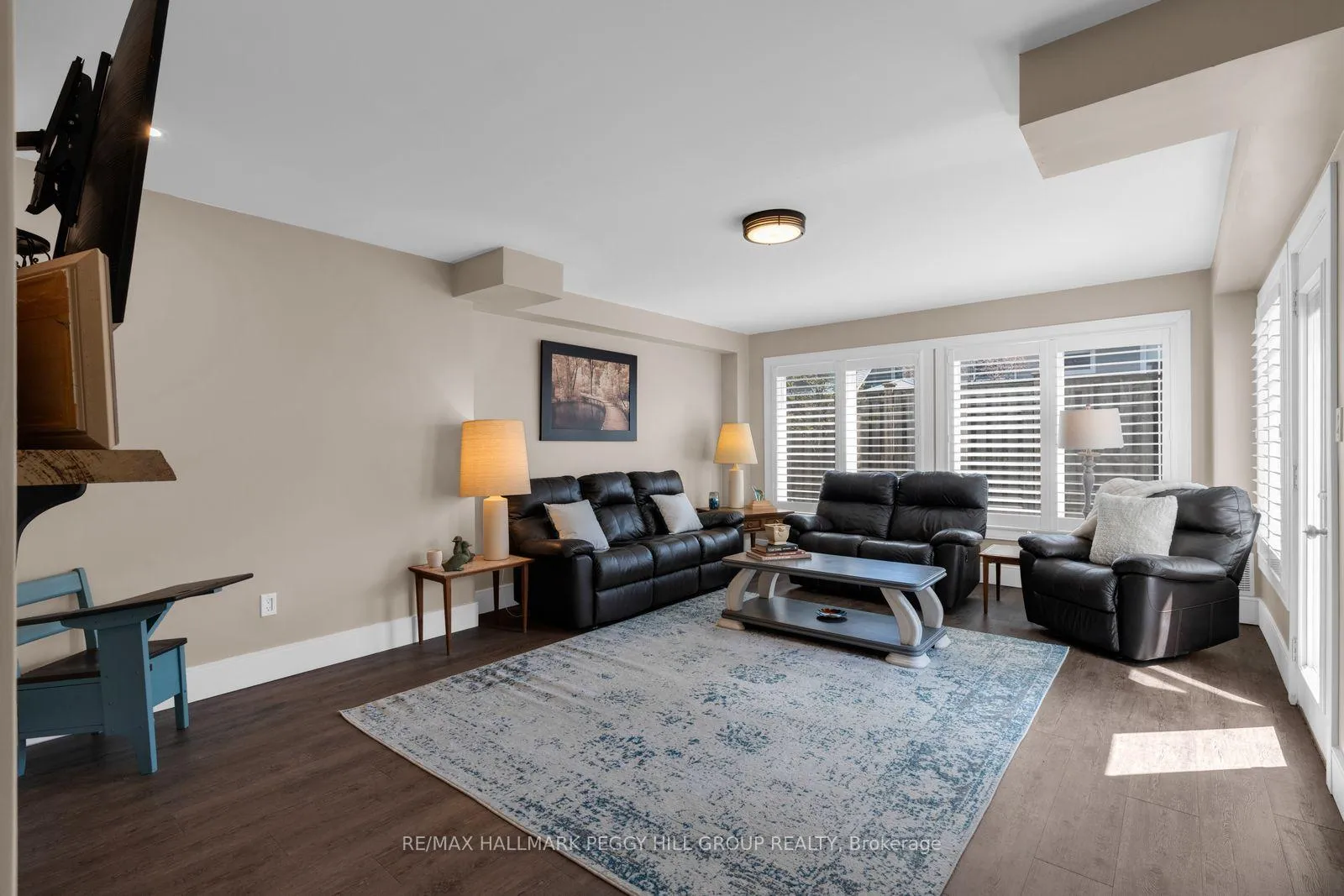 Photo 13 of Unit 21, 10 Invermara Court, Orillia — HOMEH