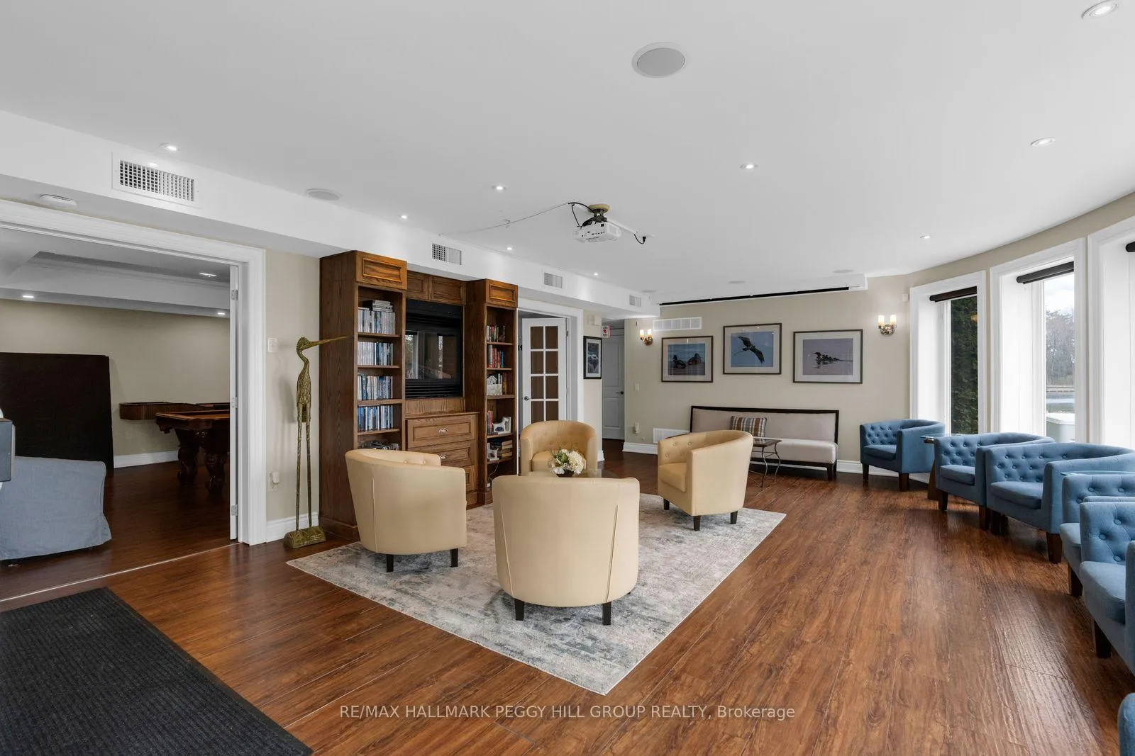 Photo 26 of Unit 21, 10 Invermara Court, Orillia — HOMEH