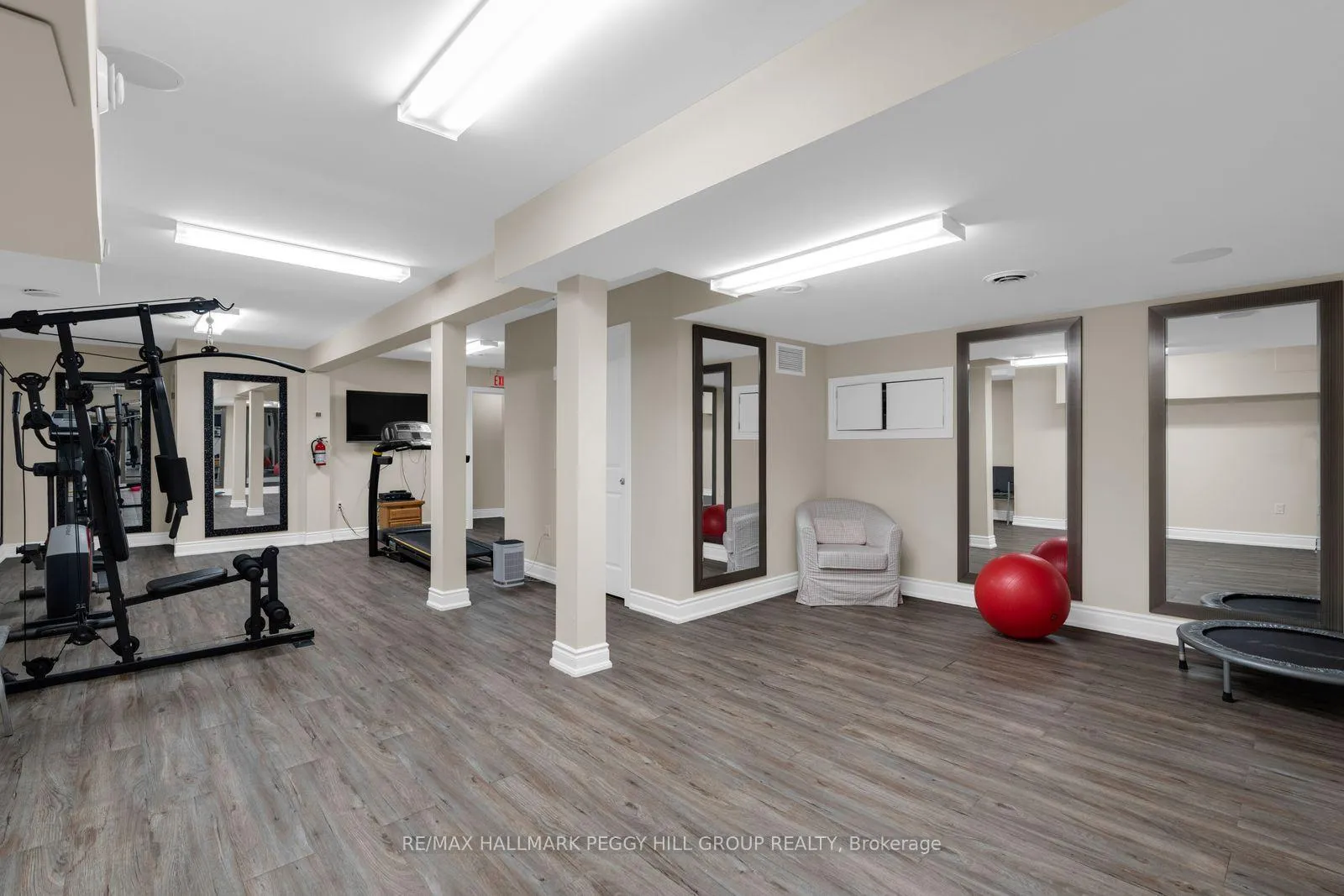 Photo 29 of Unit 21, 10 Invermara Court, Orillia — HOMEH