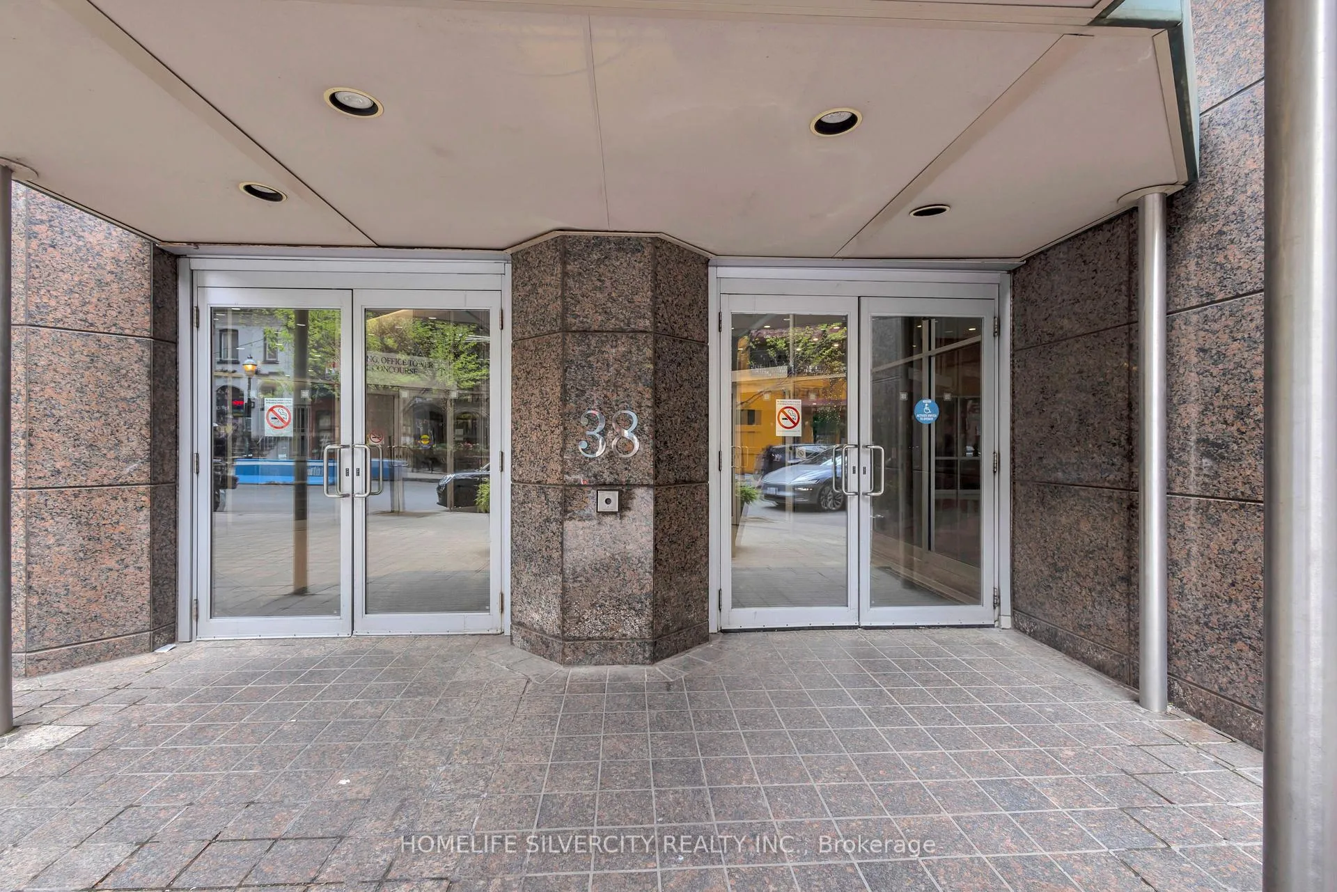 Photo 4 of Unit #2900, 38 Elm Street, Toronto, Bay Street Corridor — HOMEH