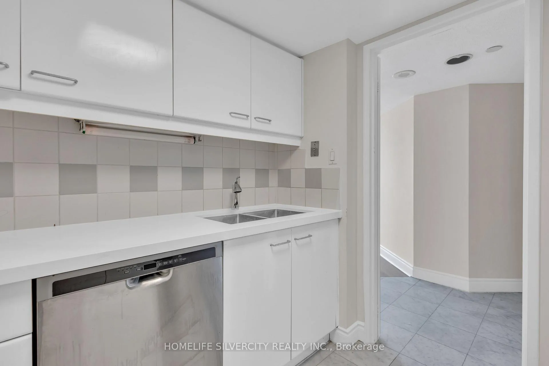Photo 9 of Unit #2900, 38 Elm Street, Toronto, Bay Street Corridor — HOMEH