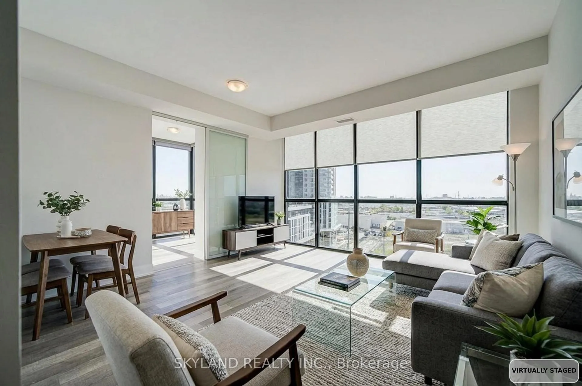Photo 1 of Unit 903, 2900 Highway 7 Road, Vaughan, Concord — HOMEH