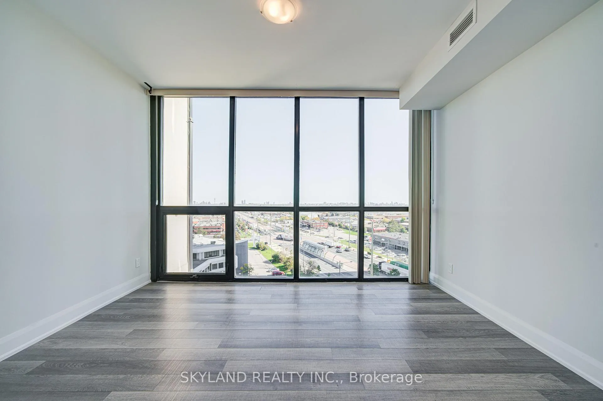 Photo 18 of Unit 903, 2900 Highway 7 Road, Vaughan, Concord — HOMEH