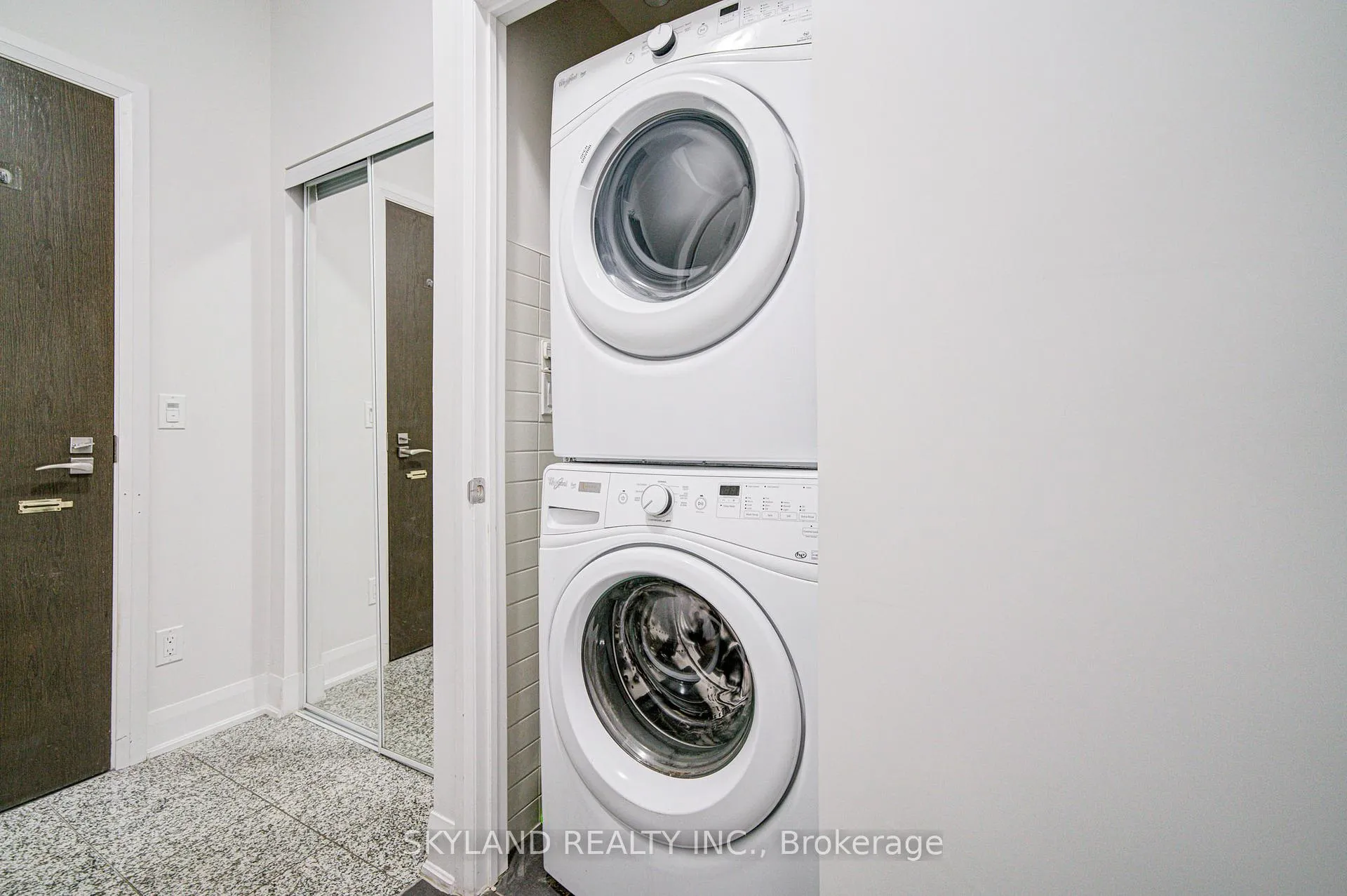 Photo 21 of Unit 903, 2900 Highway 7 Road, Vaughan, Concord — HOMEH