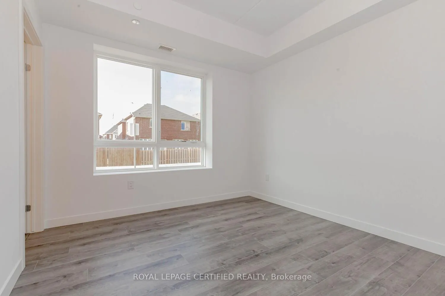 Photo 21 of Unit 109, 7549 Kalar Road, Niagara Falls, Brown — HOMEH