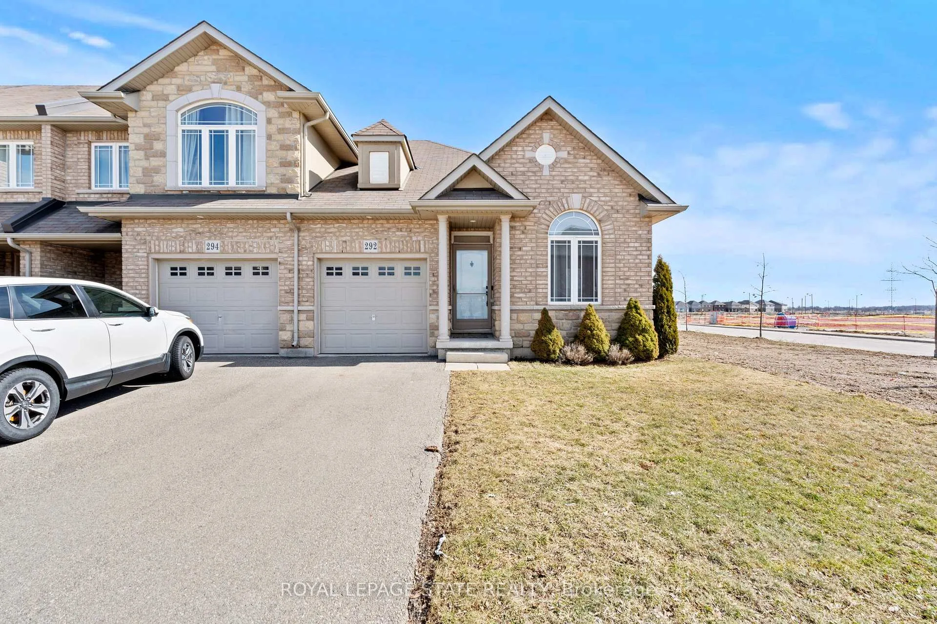 Photo 1 of 292 Keystone Crescent, Hamilton, Stoney Creek — HOMEH