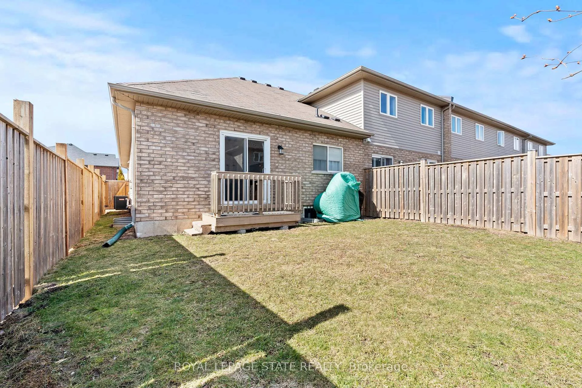 Photo 37 of 292 Keystone Crescent, Hamilton, Stoney Creek — HOMEH