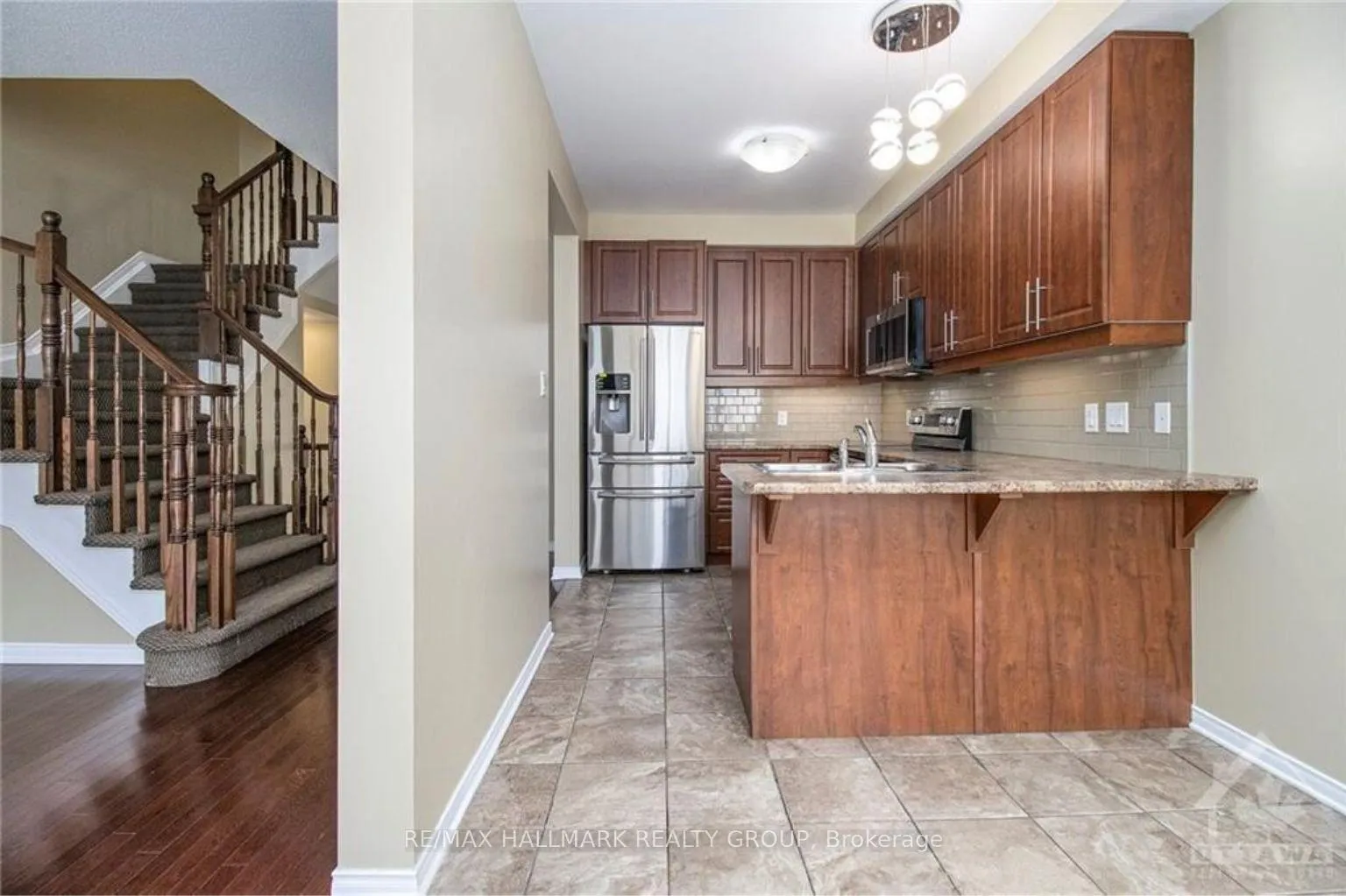Photo 12 of 492 Dundonald Drive, Ottawa, Barrhaven - Stonebridge — HOMEH
