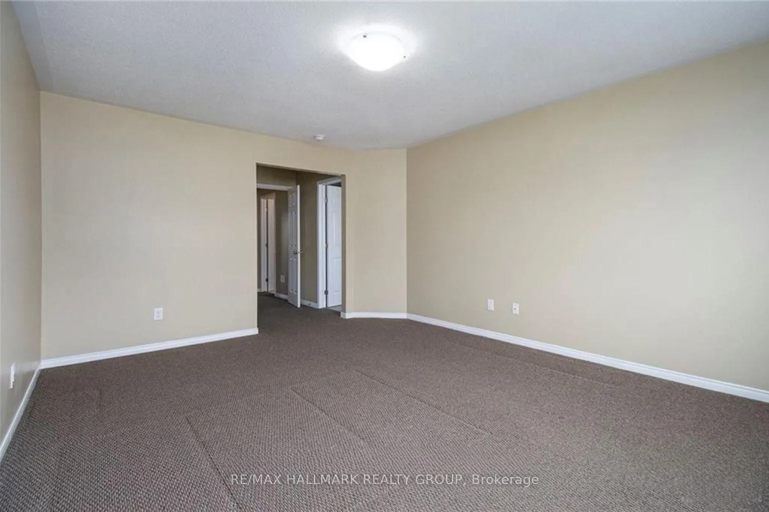 Photo 16 of 492 Dundonald Drive, Ottawa, Barrhaven - Stonebridge — HOMEH