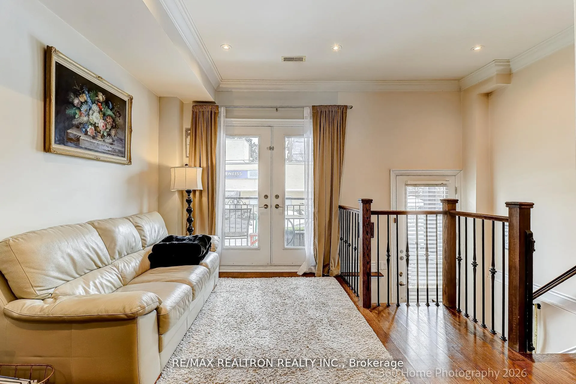 Photo 2 of 7 Stadacona Drive, Toronto, Englemount-Lawrence — HOMEH