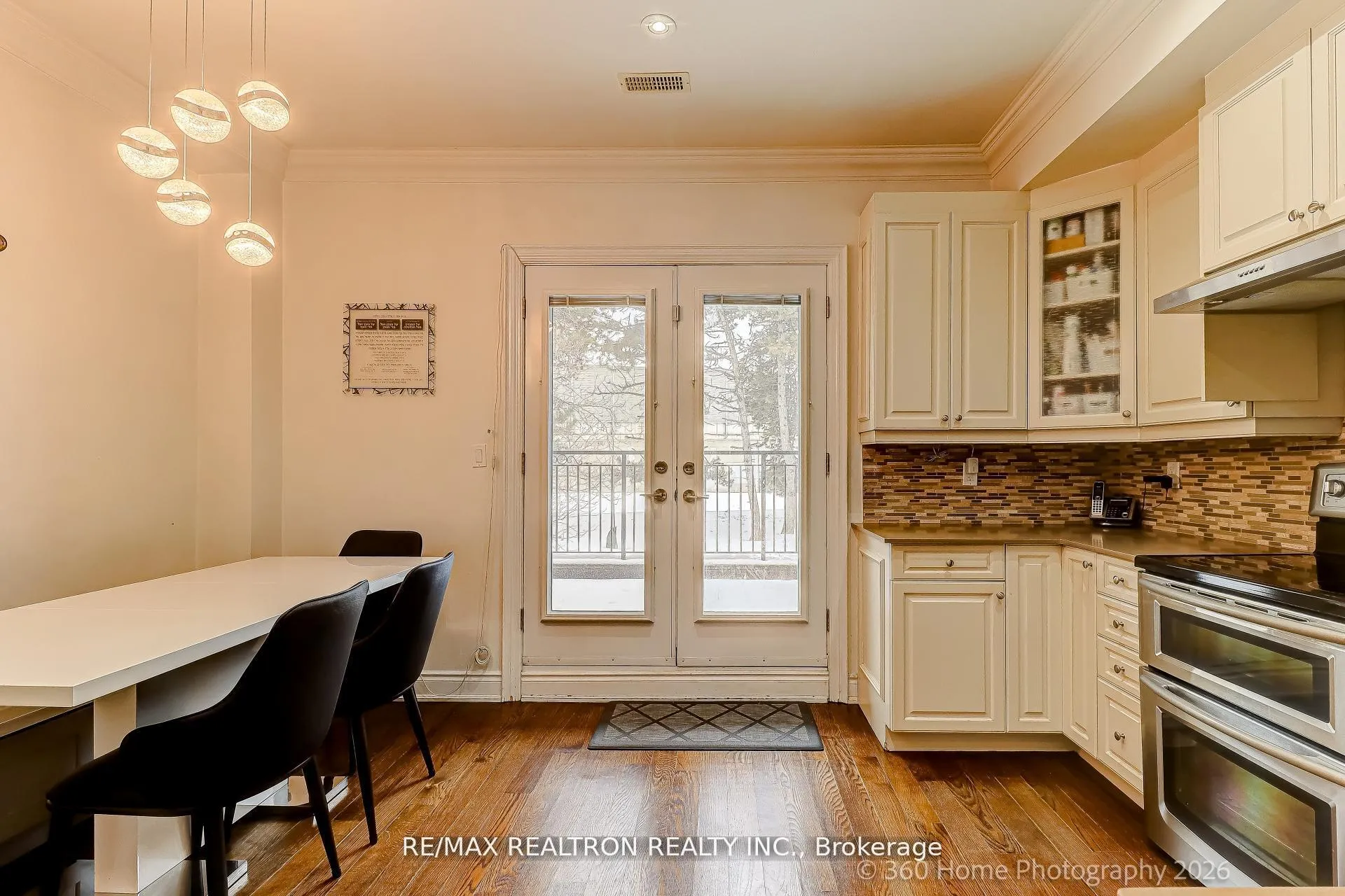 Photo 7 of 7 Stadacona Drive, Toronto, Englemount-Lawrence — HOMEH