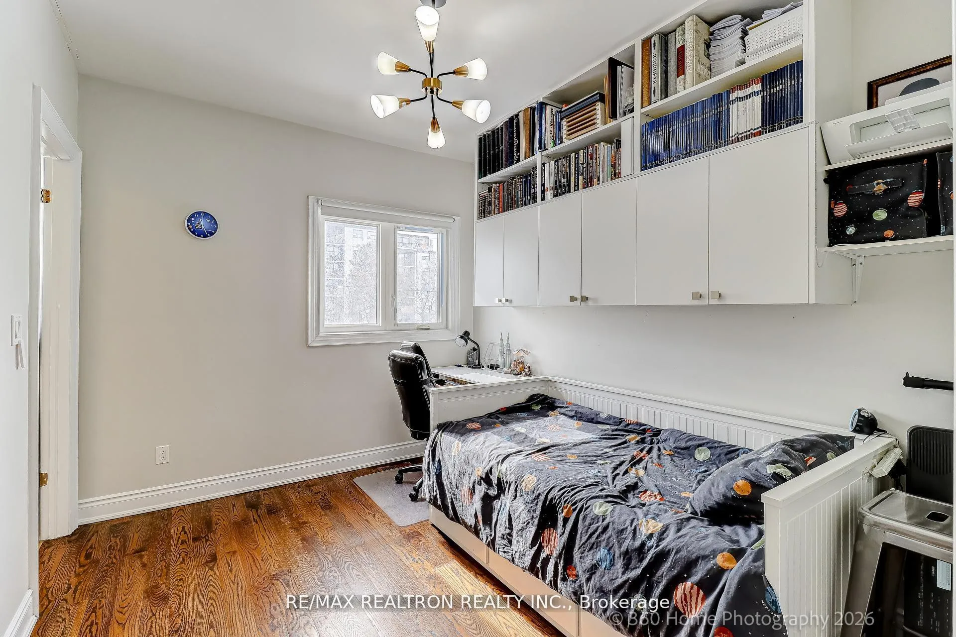 Photo 17 of 7 Stadacona Drive, Toronto, Englemount-Lawrence — HOMEH