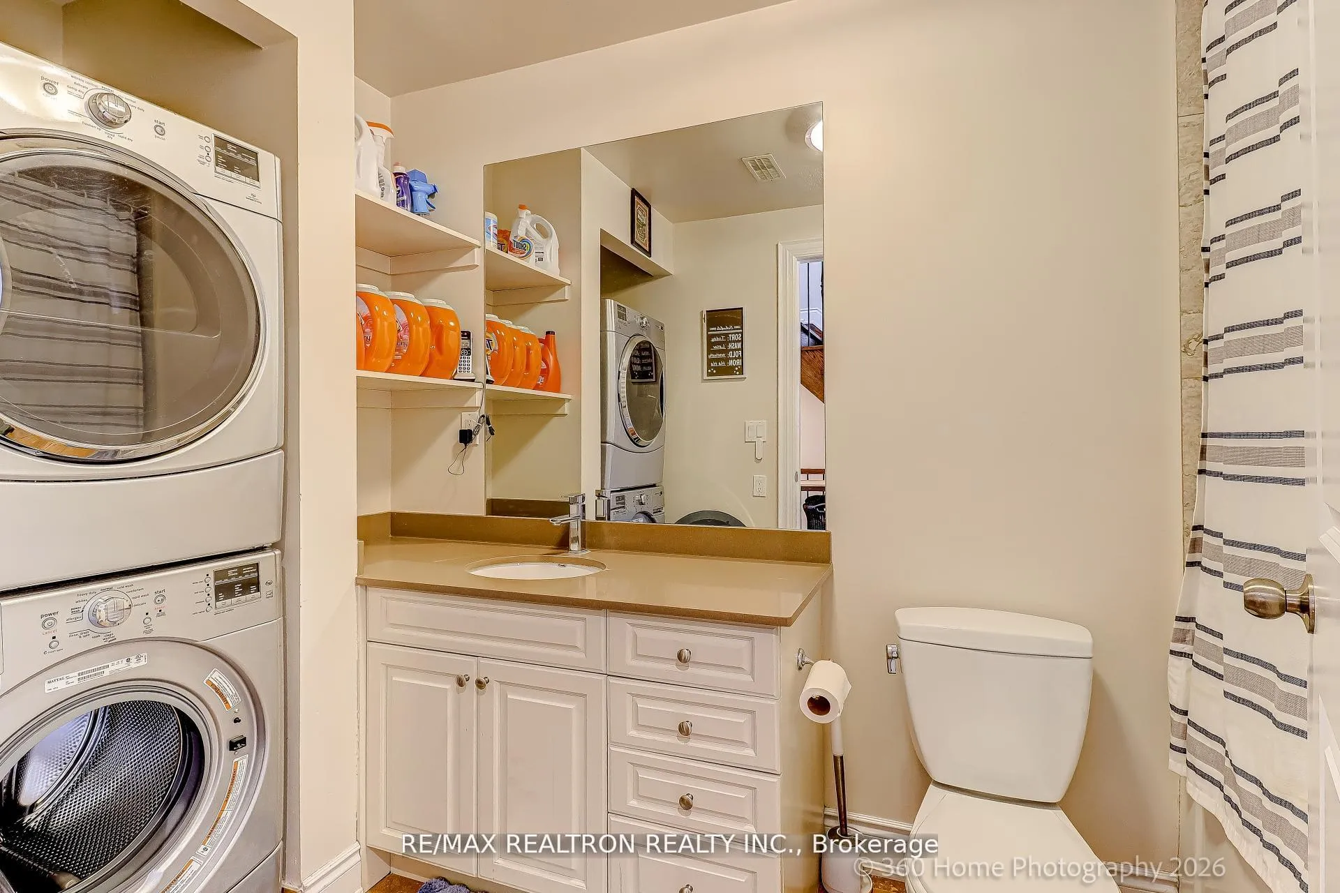 Photo 21 of 7 Stadacona Drive, Toronto, Englemount-Lawrence — HOMEH