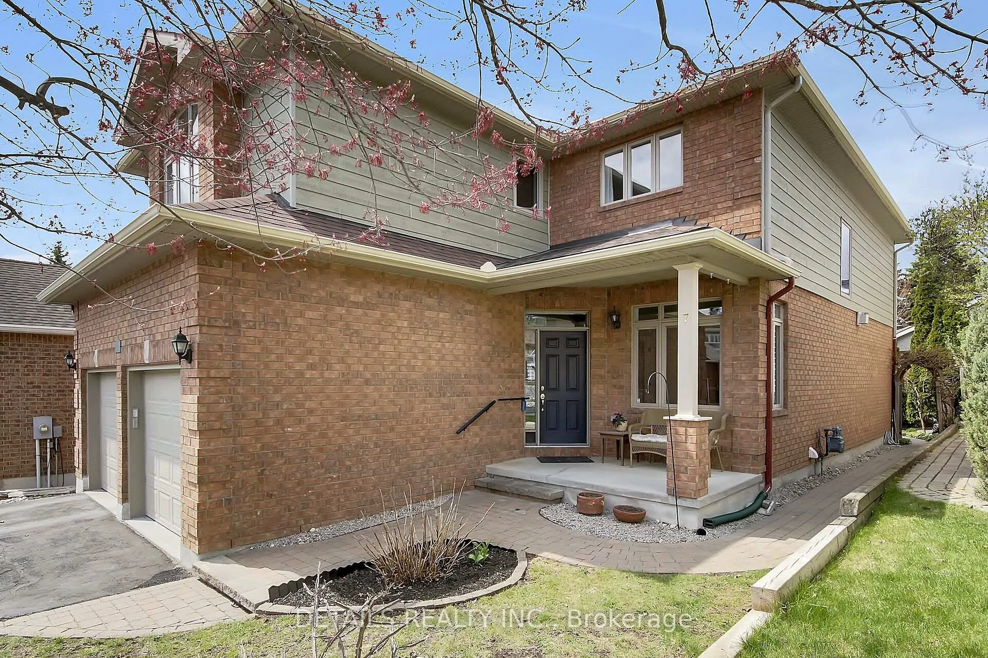 Photo 2 of 7 Stonecroft Terrace, Ottawa, Kanata - Kanata Lakes/Heritage Hills — HOMEH