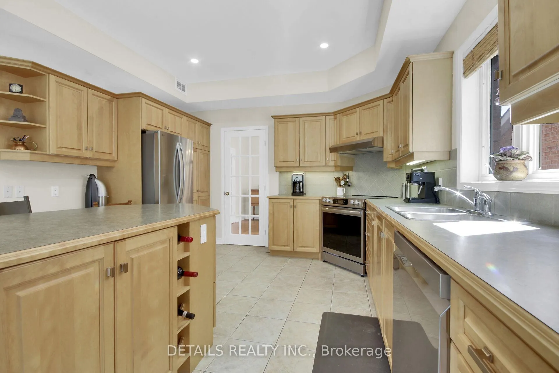 Photo 7 of 7 Stonecroft Terrace, Ottawa, Kanata - Kanata Lakes/Heritage Hills — HOMEH