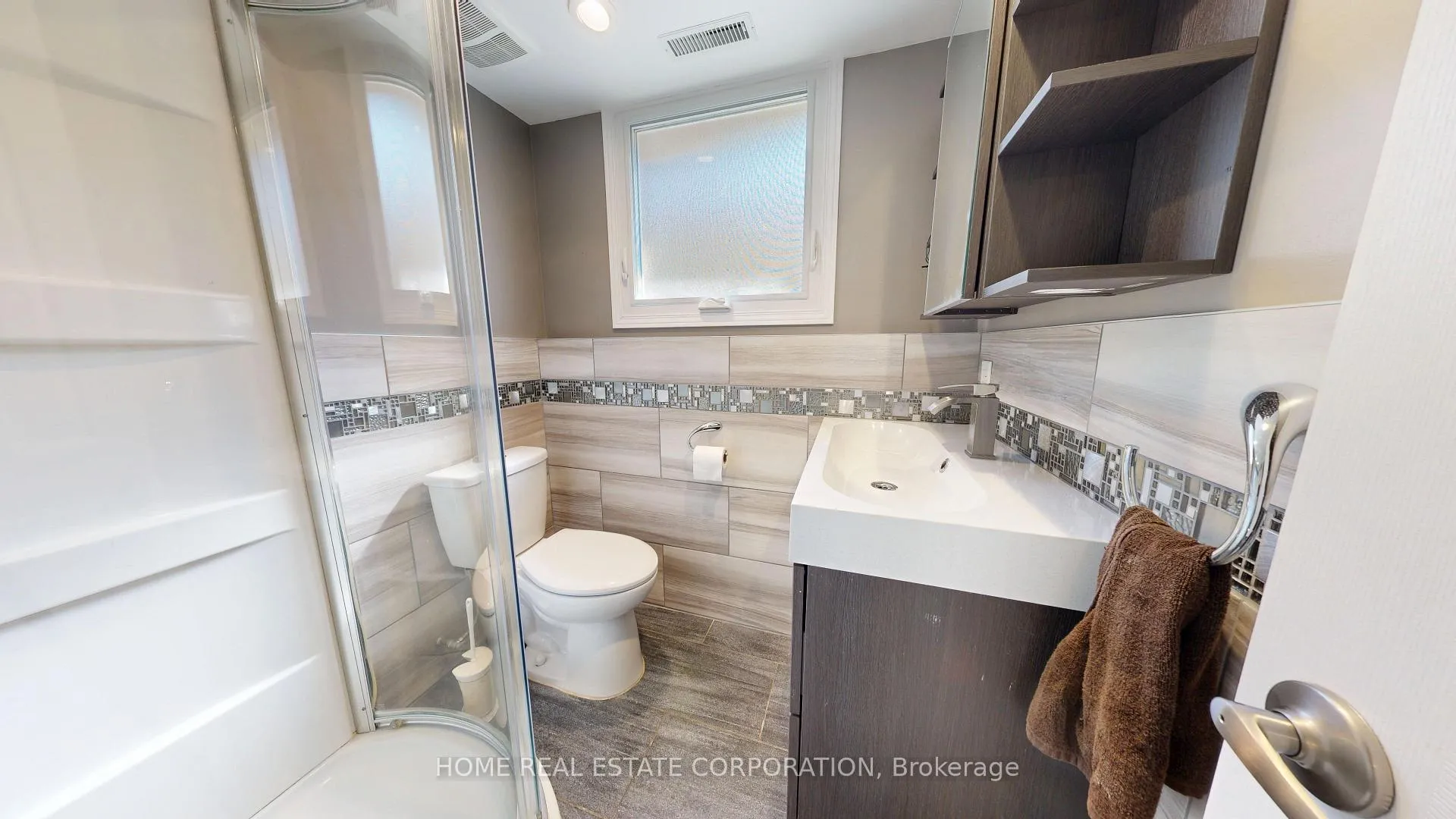 Photo 16 of 13 Rene Lane, St. Catharines, Secord Woods — HOMEH